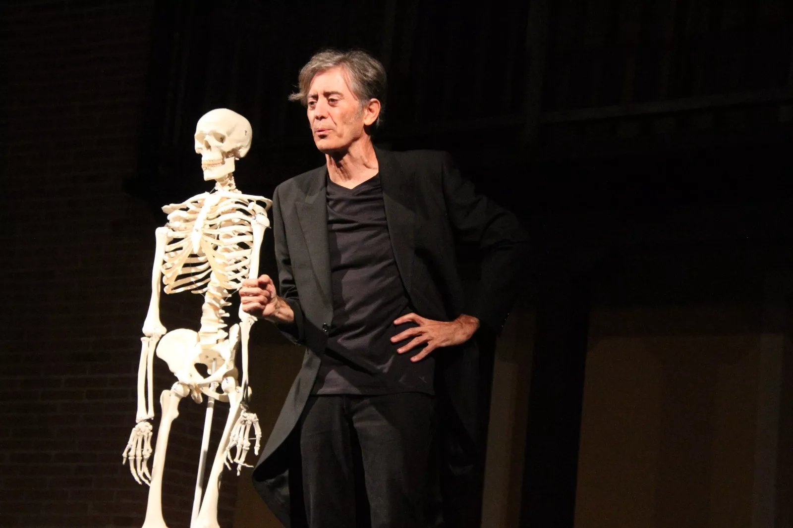 Jesús Peñas y el  Sr. Calaca en Robres. Foto Carlos Neofato