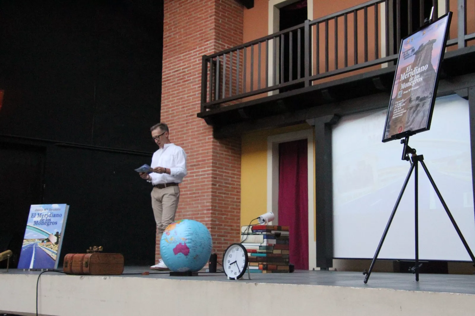 Presentación El meridiano de los Monegros en Robres. Foto Carlos Neofato
