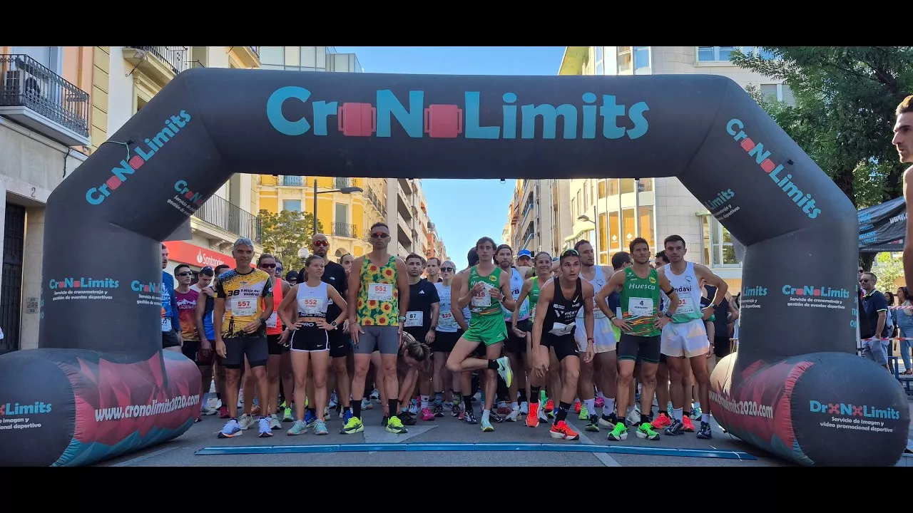 Jesús Olmos y Andrea Castán  y reinan en la 10K de Huesca.