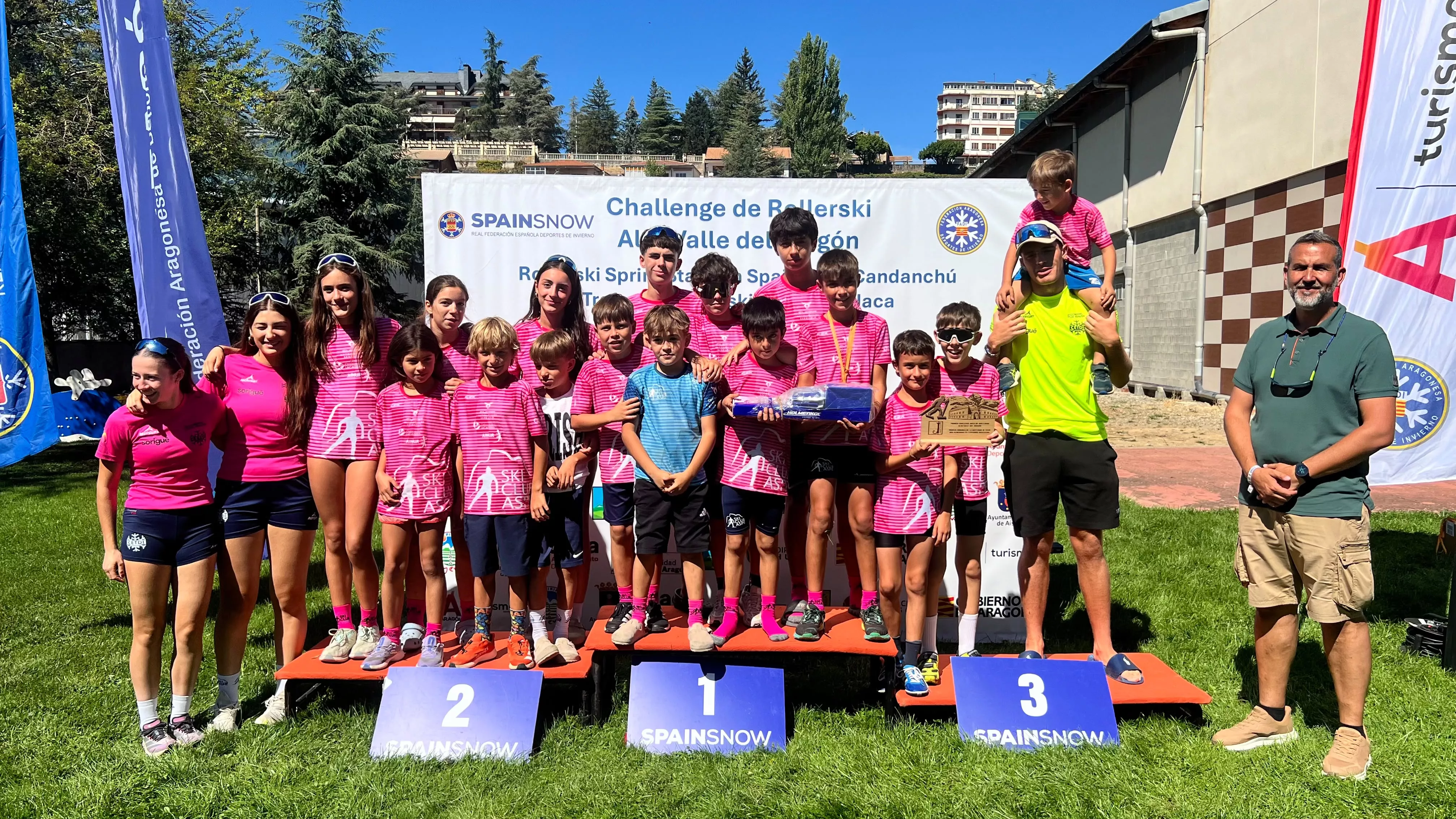ENTREGA DE TROFEOS I CHALLENGE ROLLERSKI ALTO VALLE DEL ARAGON 2026 FOTO FADI JORGE CALLAU 