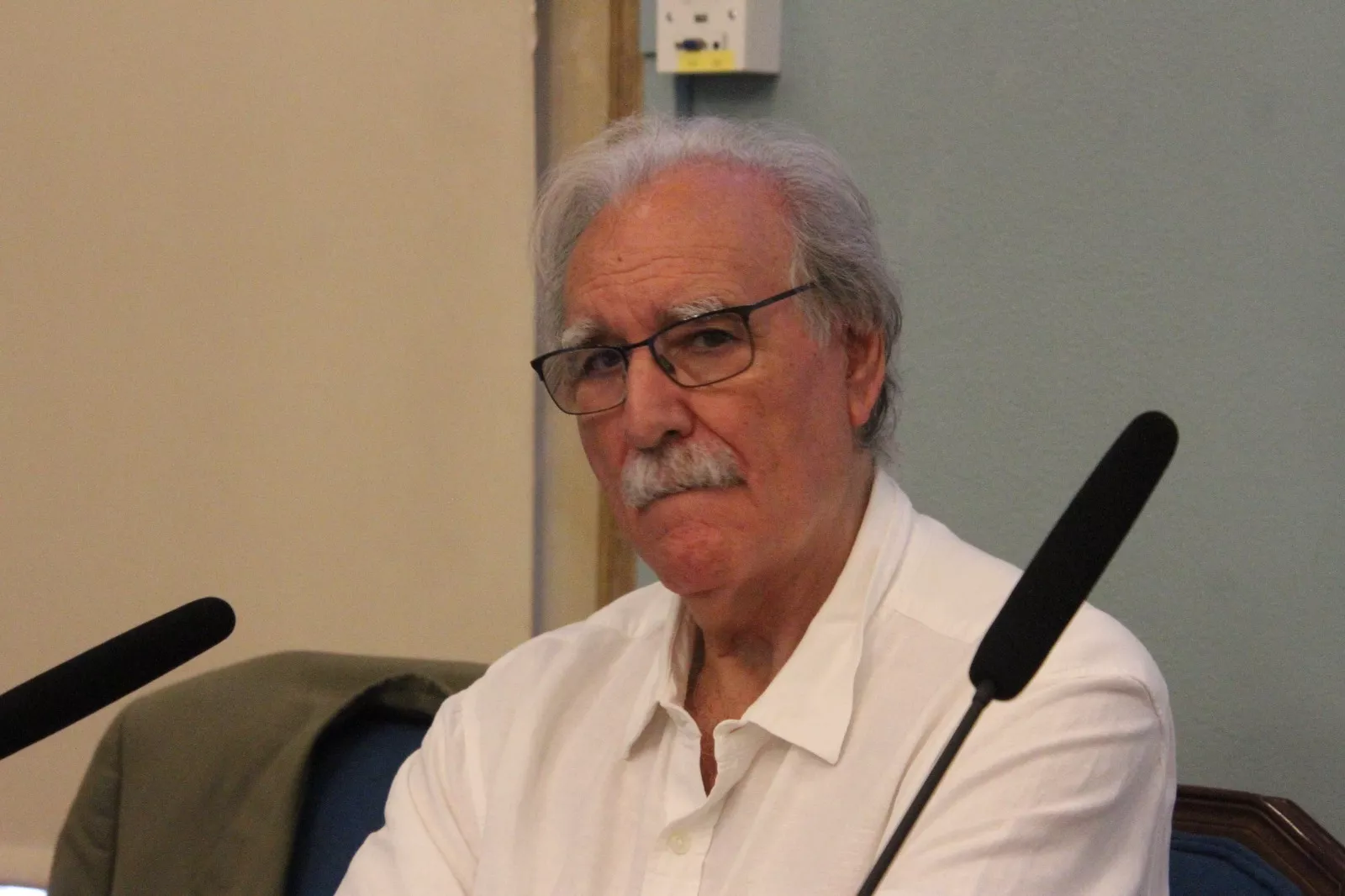 Miguel Ángel de Uña. Charla de De Uña y la Guardia Civil sobre el suicidio organizada por Cruz Roja. Foto Carlos Neofato