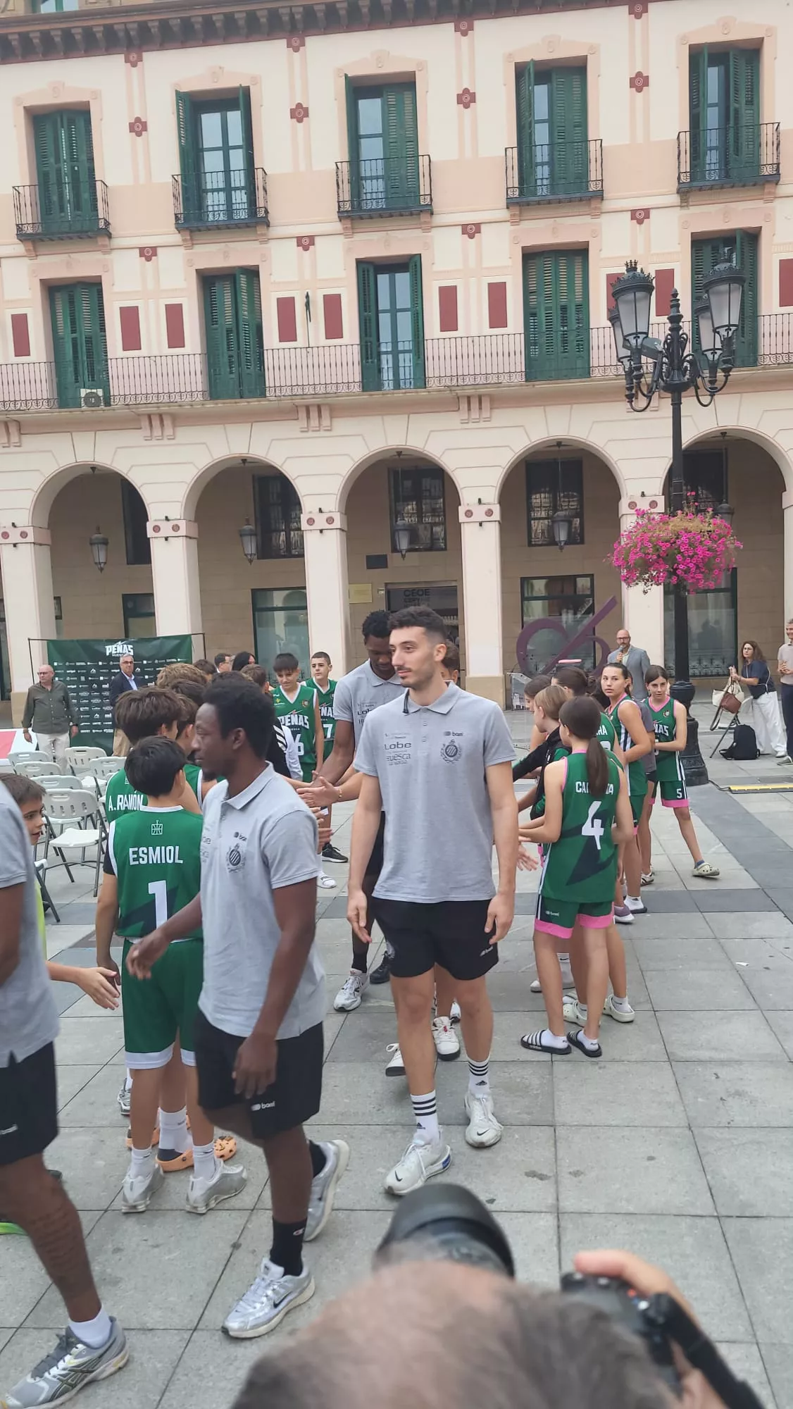 Presentación del Lobe Huesca la Magia