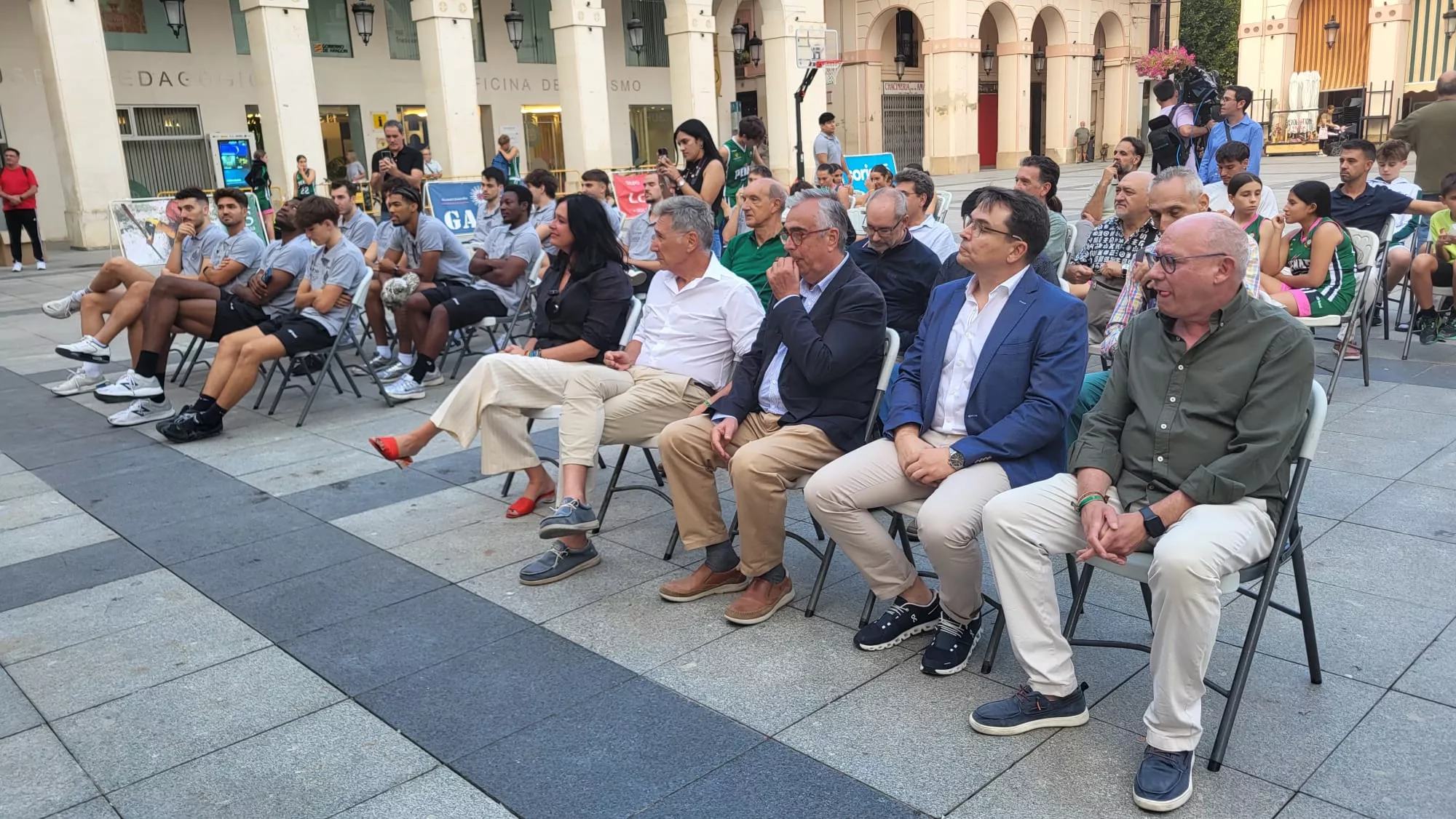 Presentación del Lobe Huesca la Magia