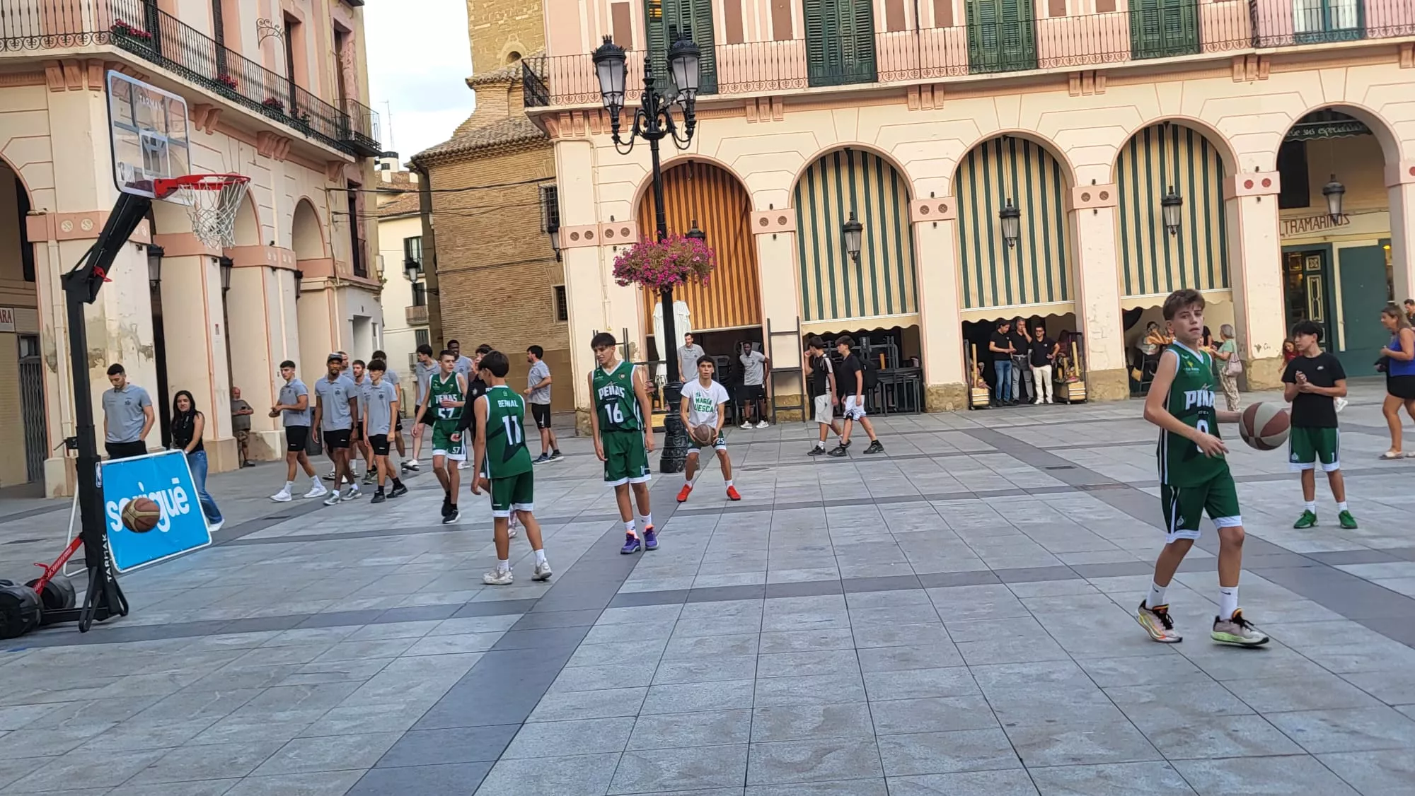 Presentación del Lobe Huesca la Magia