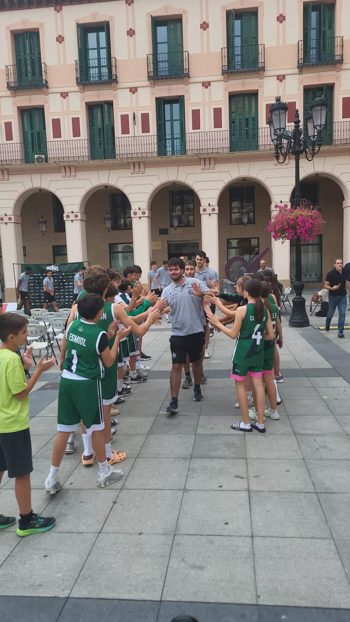 Presentación del Lobe Huesca la Magia