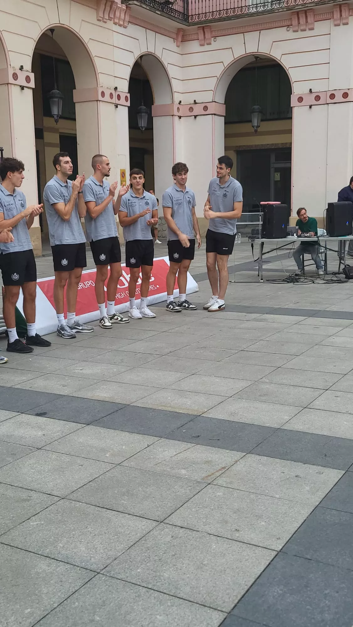 Presentación del Lobe Huesca la Magia