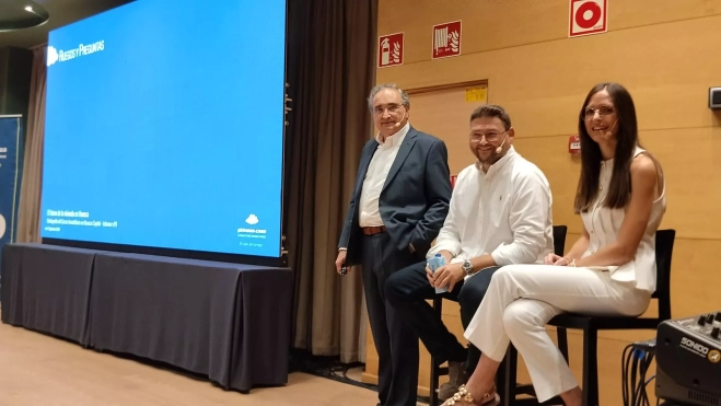 Javier Caudillo Sarasa y Javier y Cristina Caudillo López