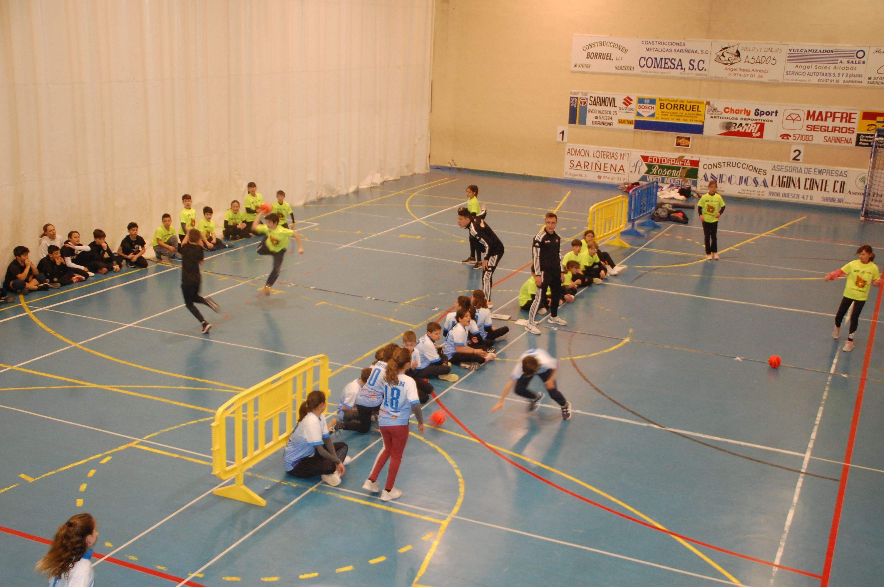 Jornada de datchball en Sariñena