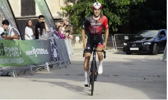 Néstor Martínez, ganador en la Clàssica La Tinença