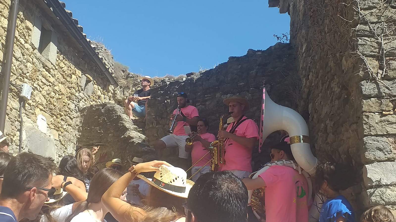 Ronda con la charanga El Pincho 