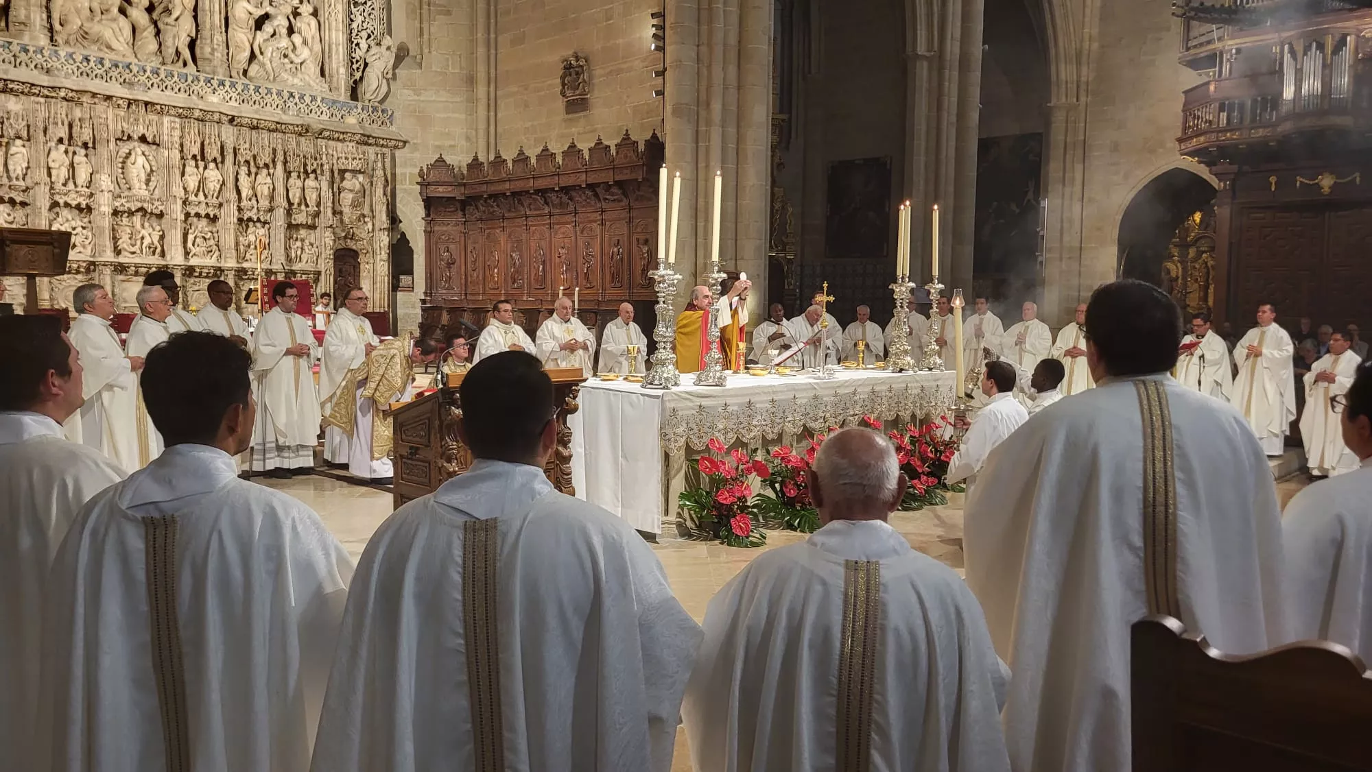 Ordenación sacerdotal de Reynaldo Jesús Cárdenas en Huesca