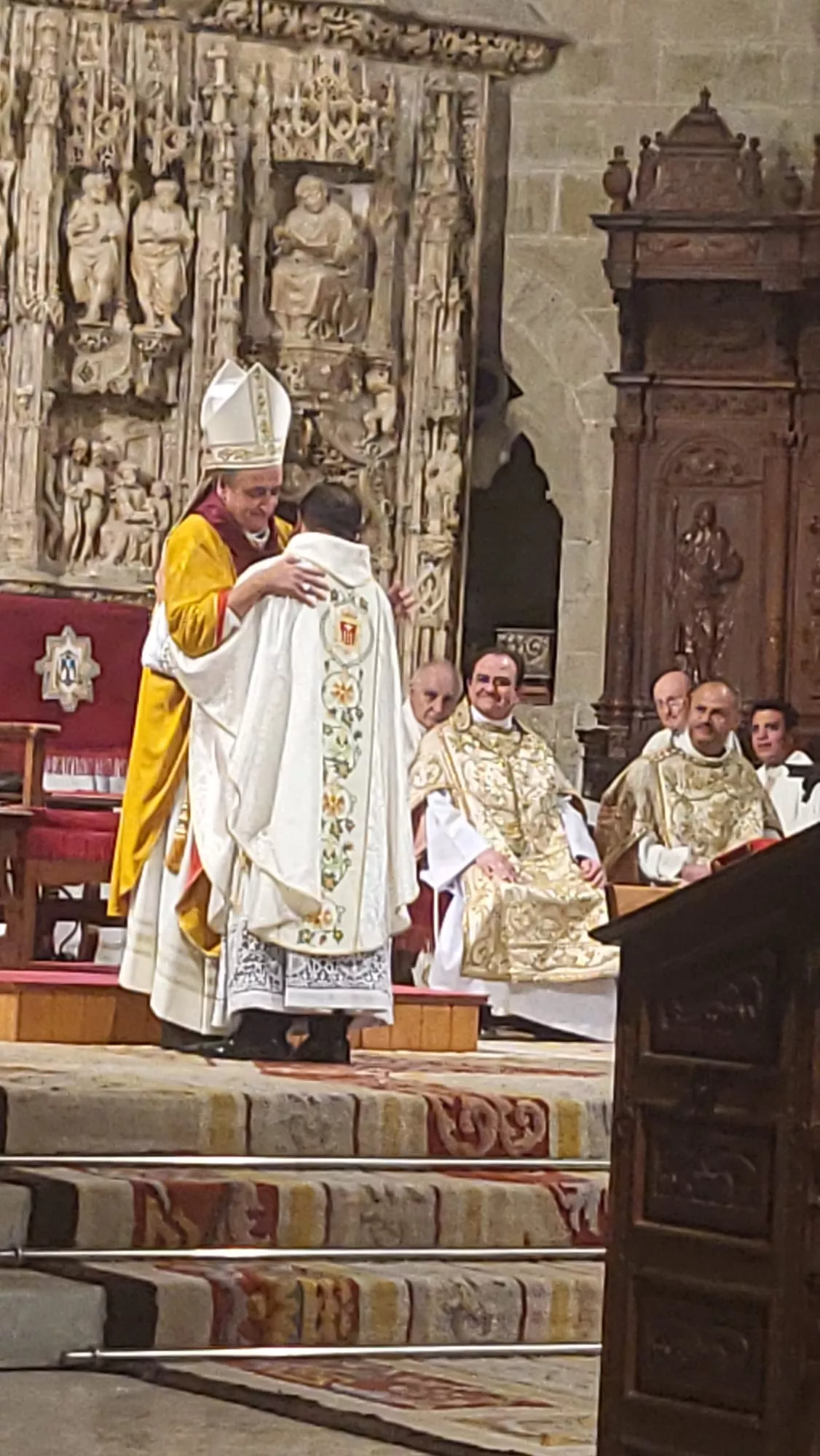 Ordenación sacerdotal de Reynaldo Jesús Cárdenas en Huesca