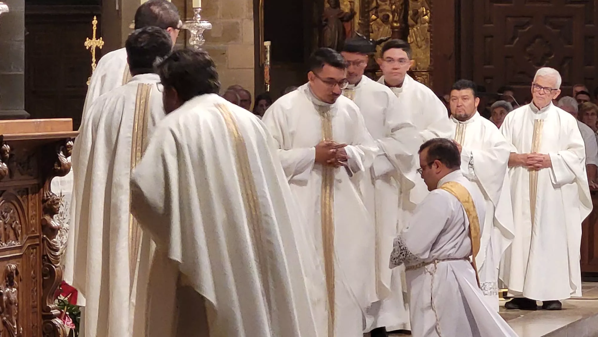 Ordenación sacerdotal de Reynaldo Jesús Cárdenas en Huesca