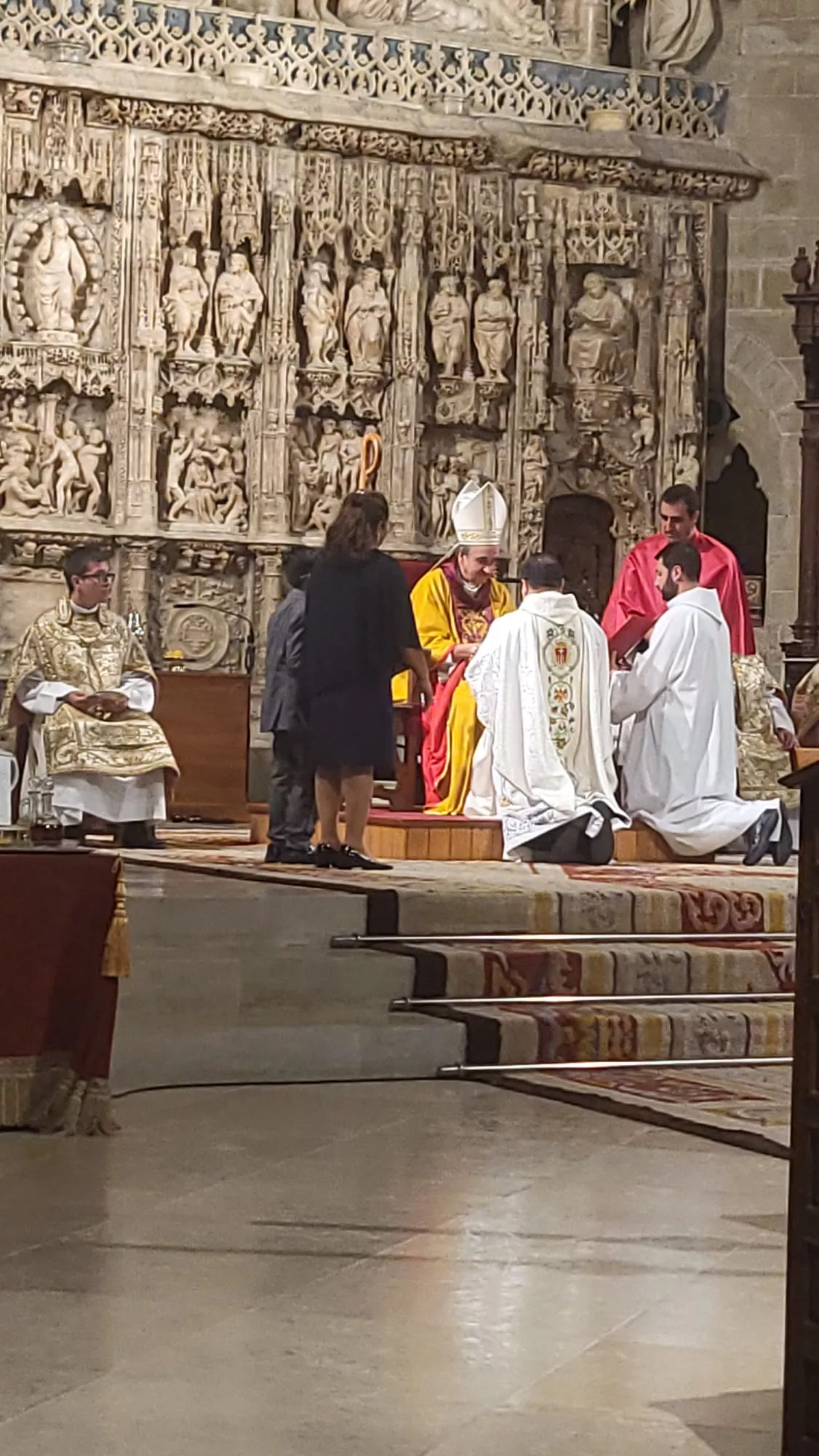 Ordenación sacerdotal de Reynaldo Jesús Cárdenas en Huesca