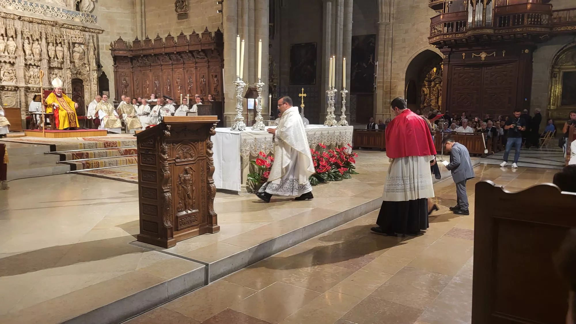 Ordenación sacerdotal de Reynaldo Jesús Cárdenas en Huesca