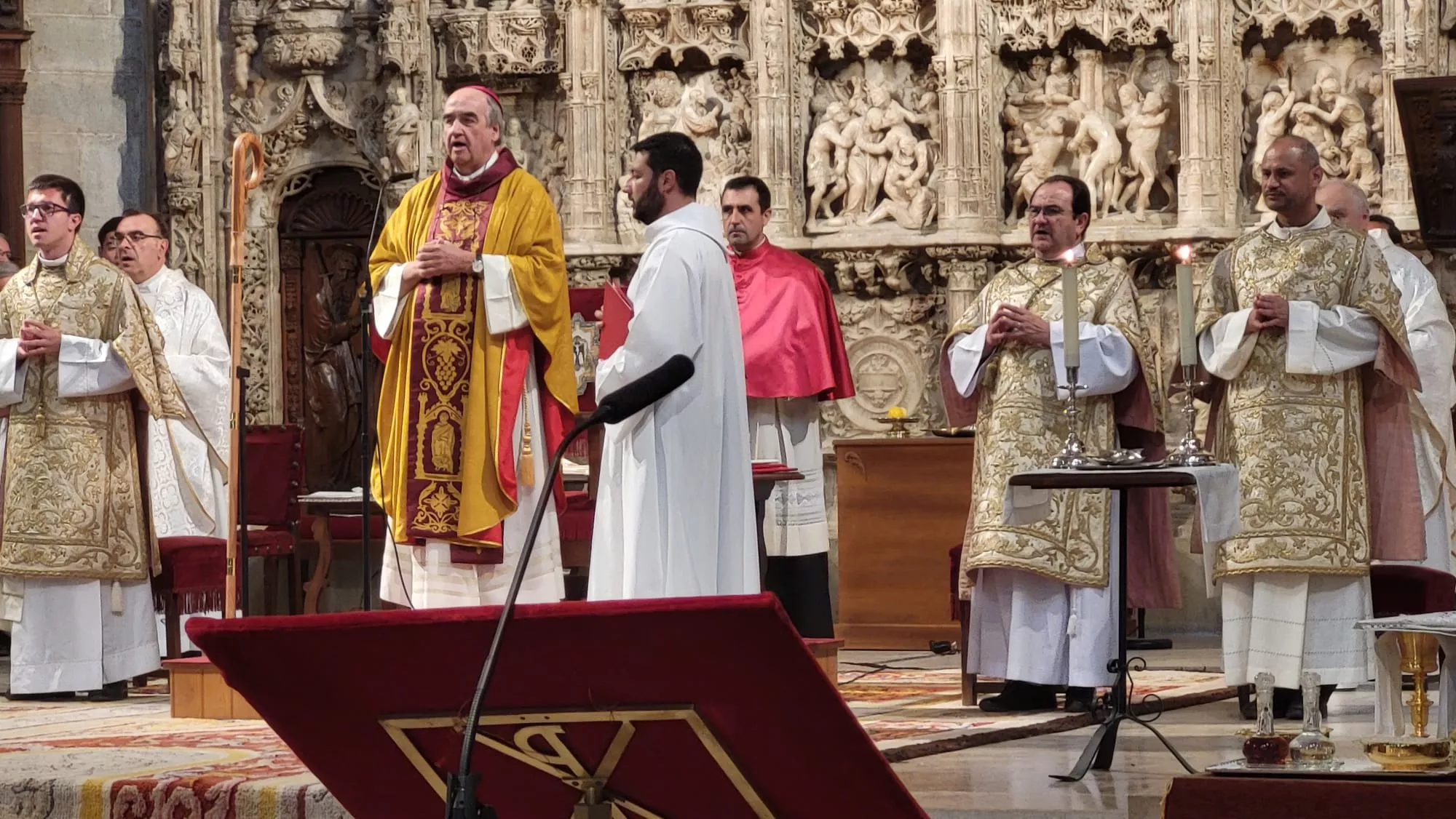 Ordenación sacerdotal de Reynaldo Jesús Cárdenas en Huesca