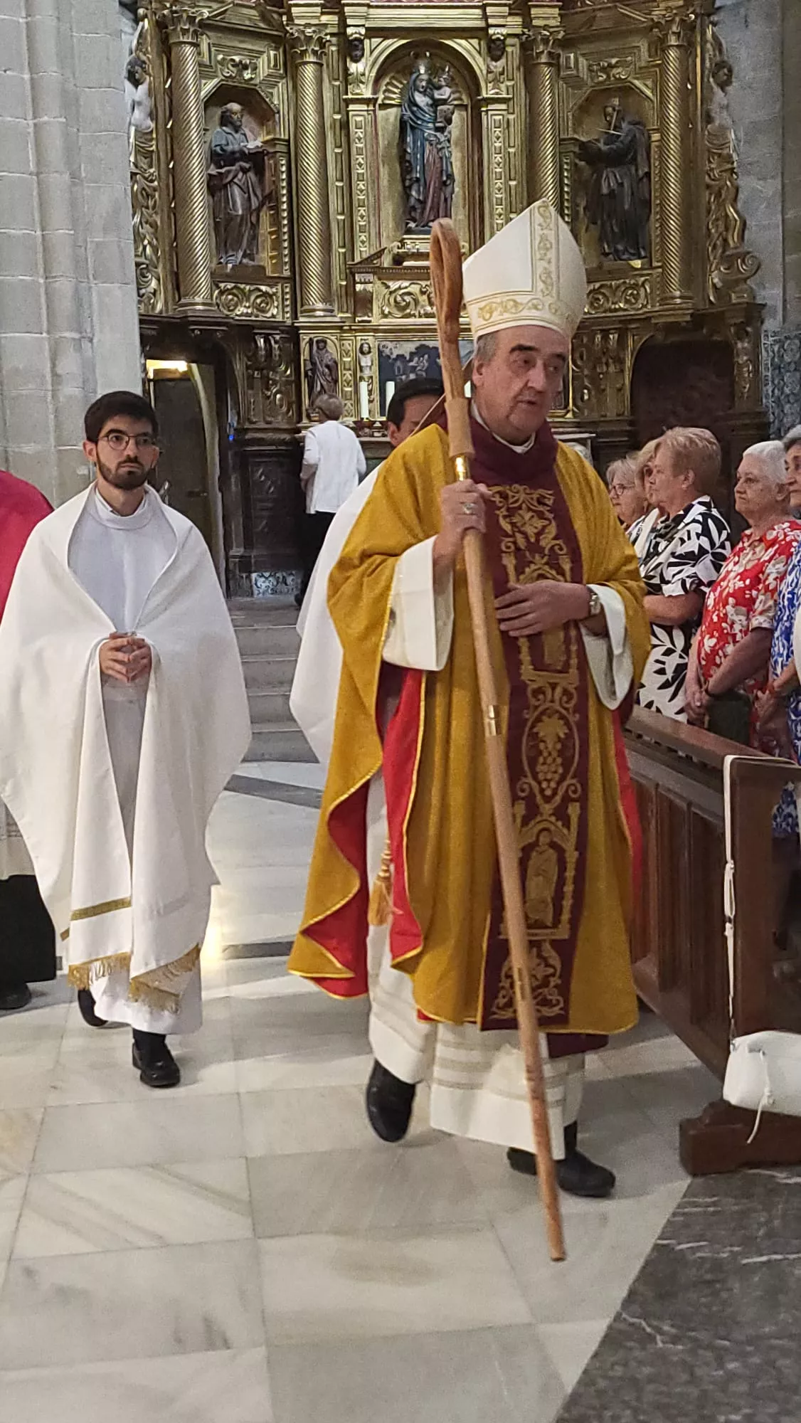 Ordenación sacerdotal de Reynaldo Jesús Cárdenas en Huesca