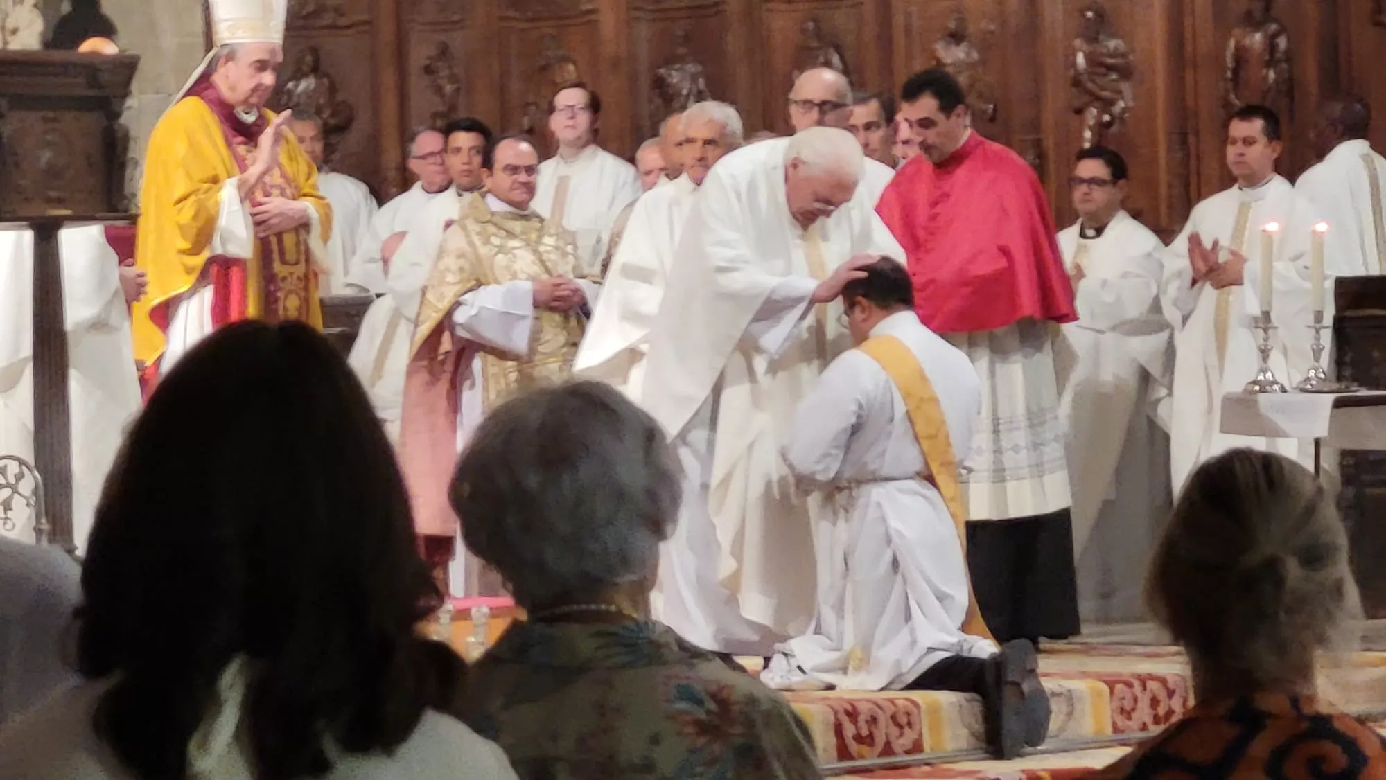 Ordenación sacerdotal de Reynaldo Jesús Cárdenas en Huesca