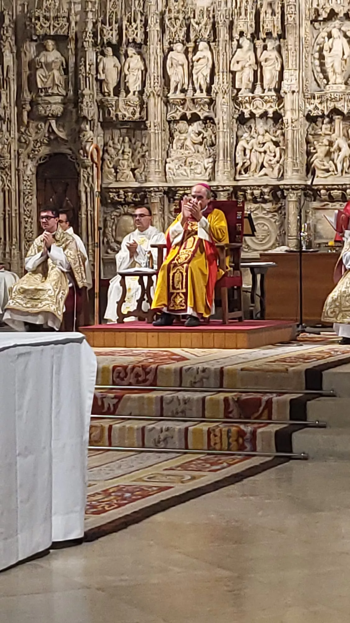 Ordenación sacerdotal de Reynaldo Jesús Cárdenas en Huesca