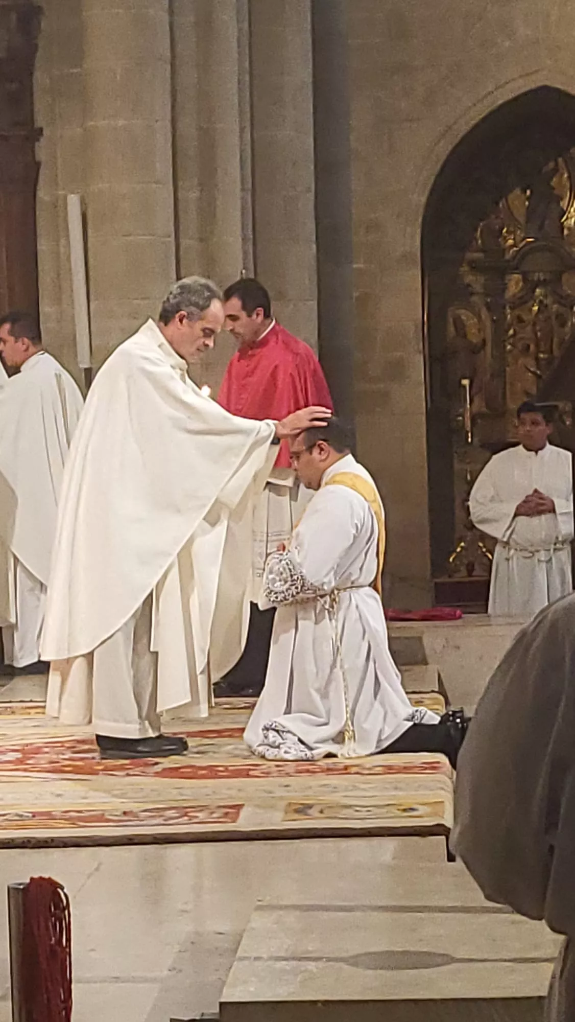 Ordenación sacerdotal de Reynaldo Jesús Cárdenas en Huesca