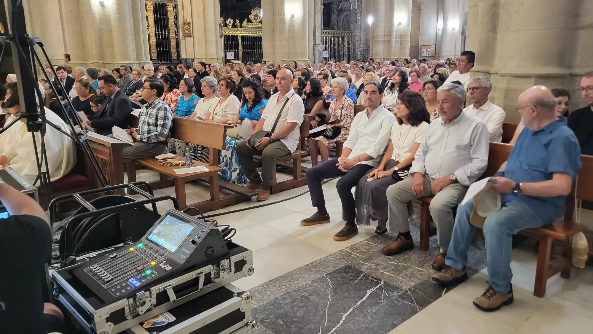 Ordenación sacerdotal de Reynaldo Jesús Cárdenas en Huesca