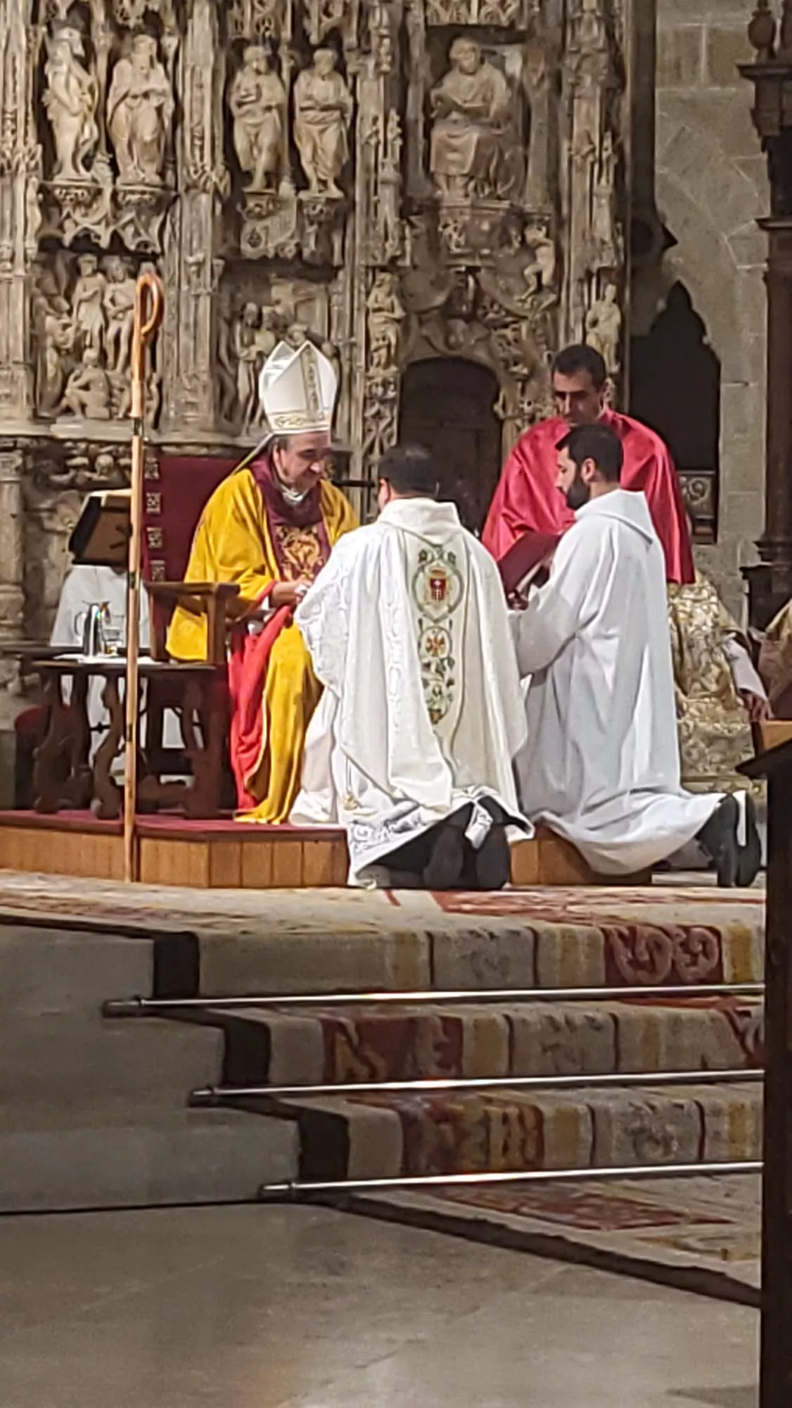 Ordenación sacerdotal de Reynaldo Jesús Cárdenas en Huesca