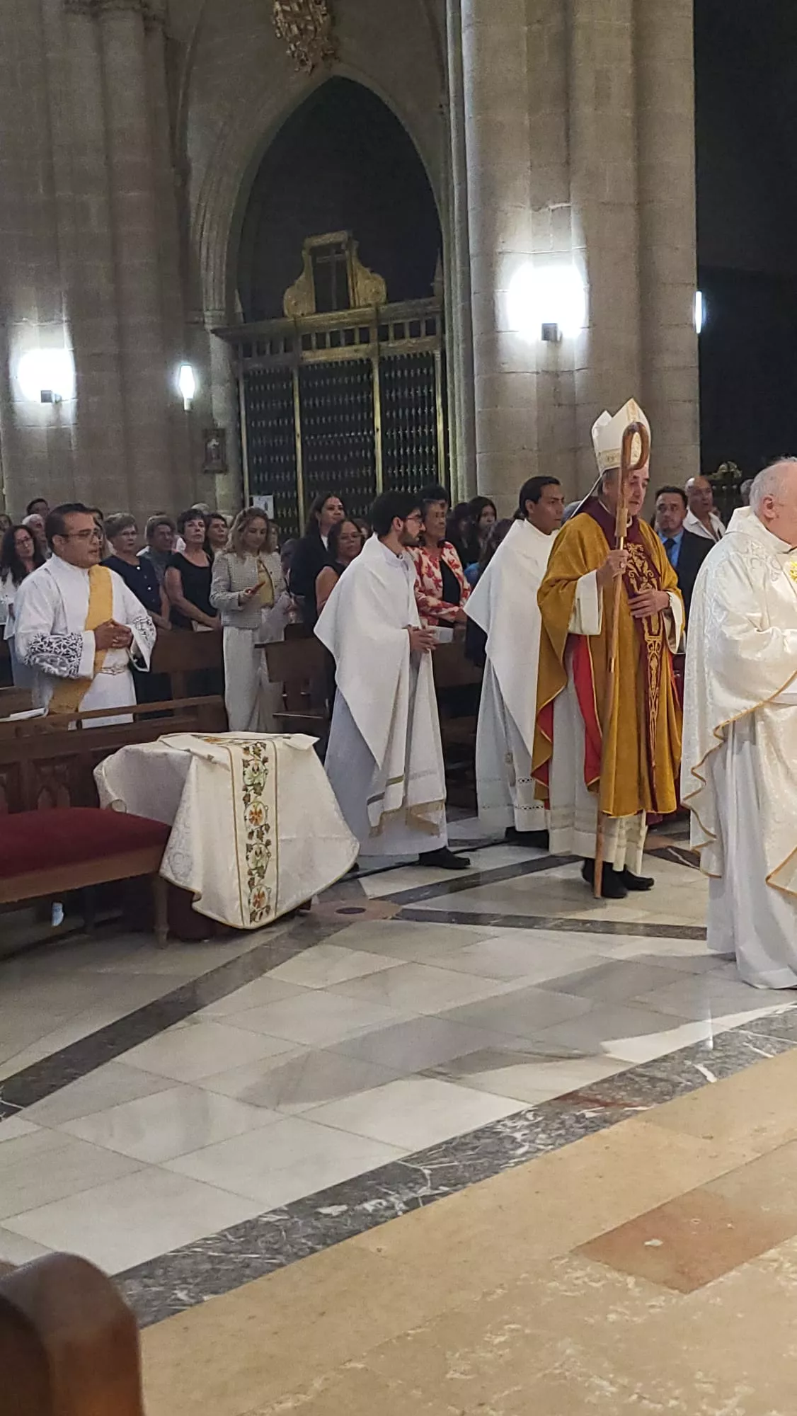 Ordenación sacerdotal de Reynaldo Jesús Cárdenas en Huesca