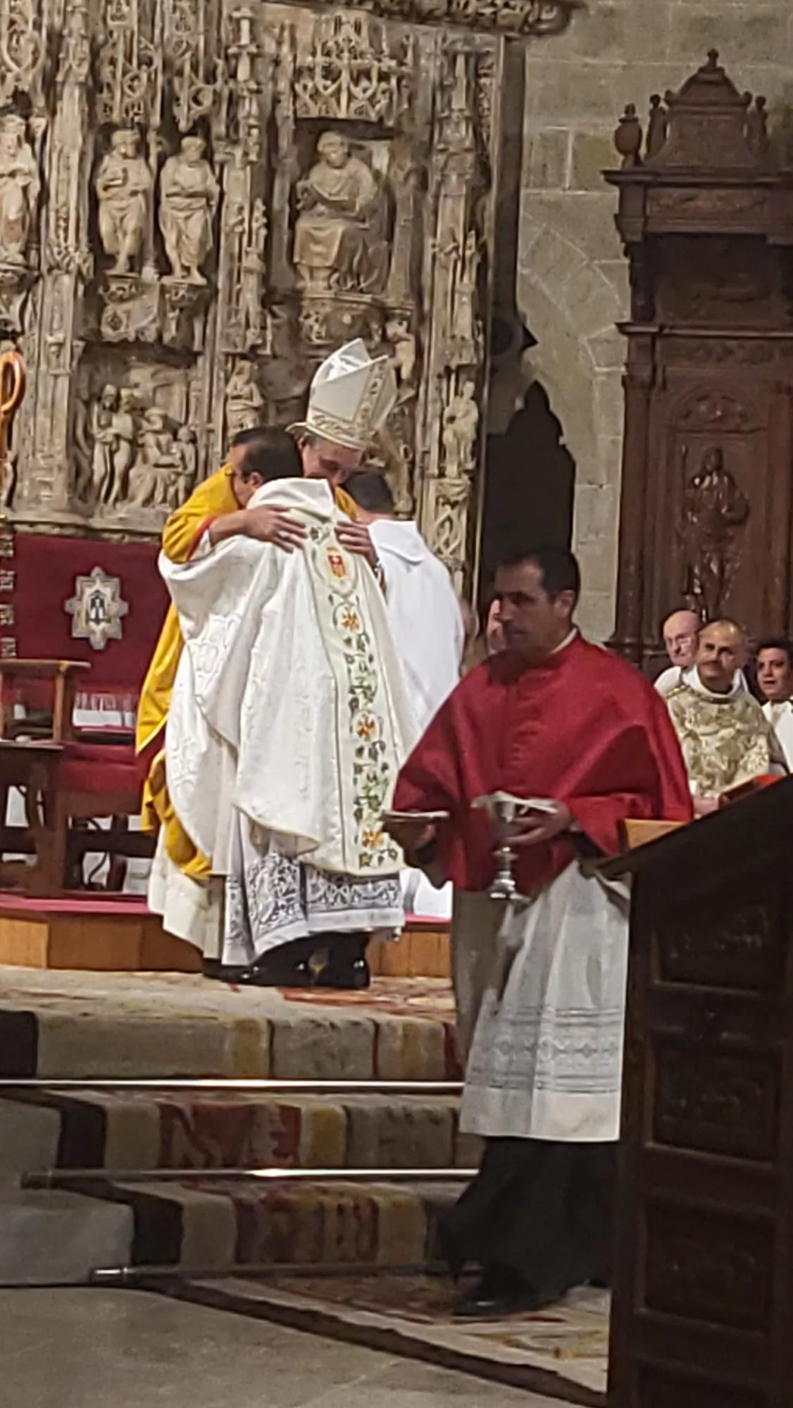Ordenación sacerdotal de Reynaldo Jesús Cárdenas en Huesca