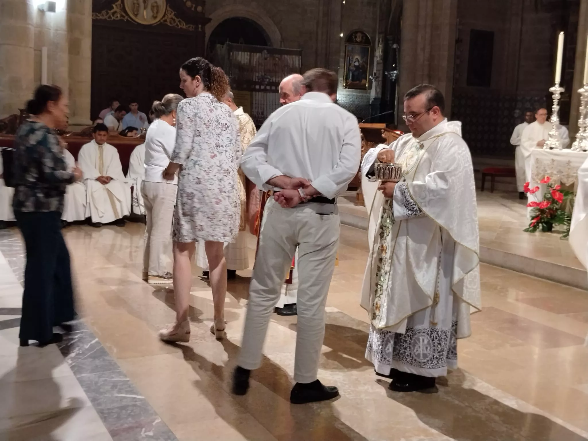 Ordenación sacerdotal de Reynaldo Jesús Cárdenas en Huesca