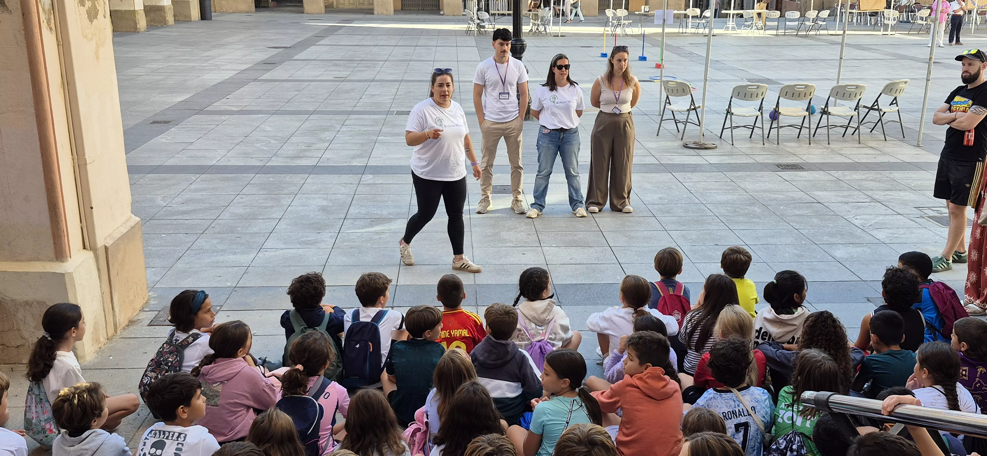Conmemoración del Día del Alzhéimer en Huesca. Foto Myriam Martínez