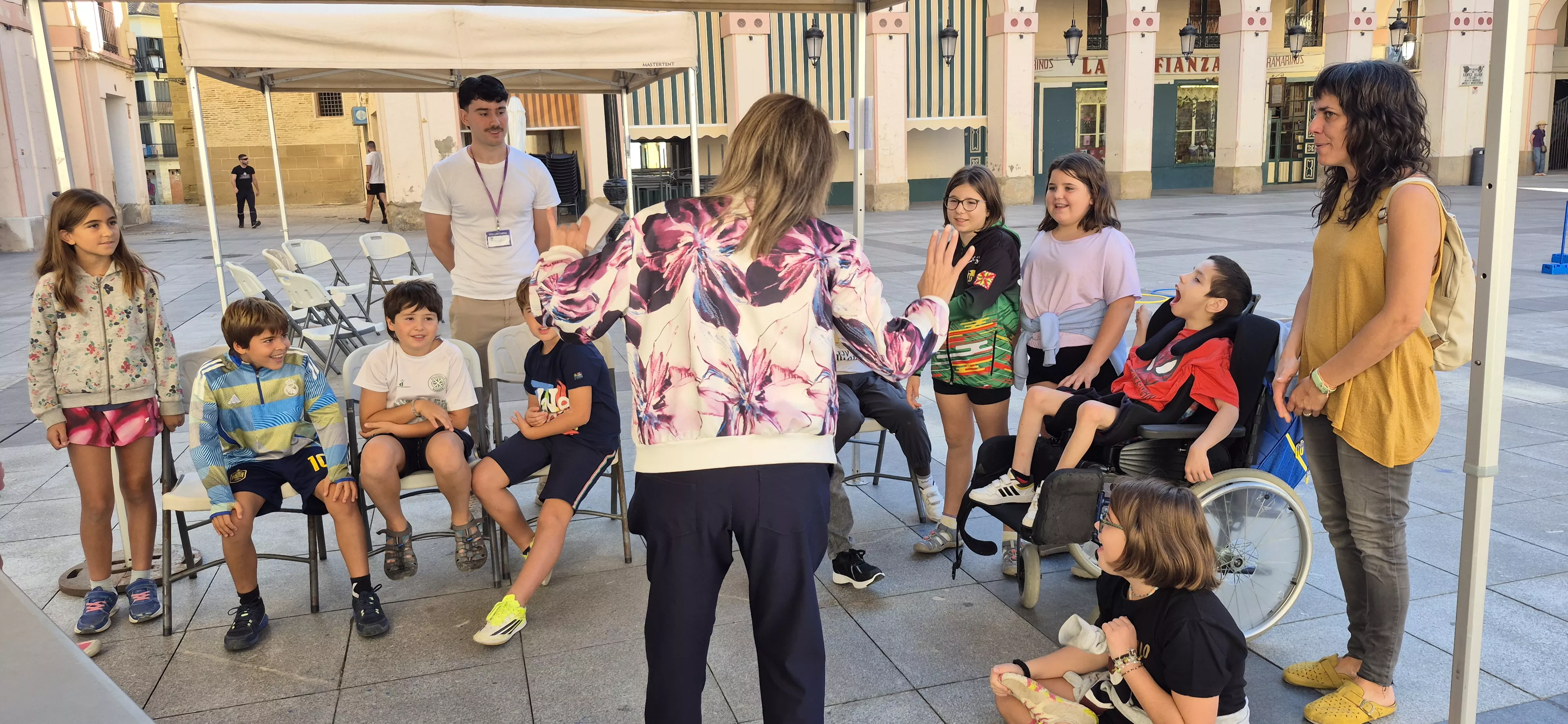 Conmemoración del Día del Alzhéimer en Huesca. Foto Myriam Martínez