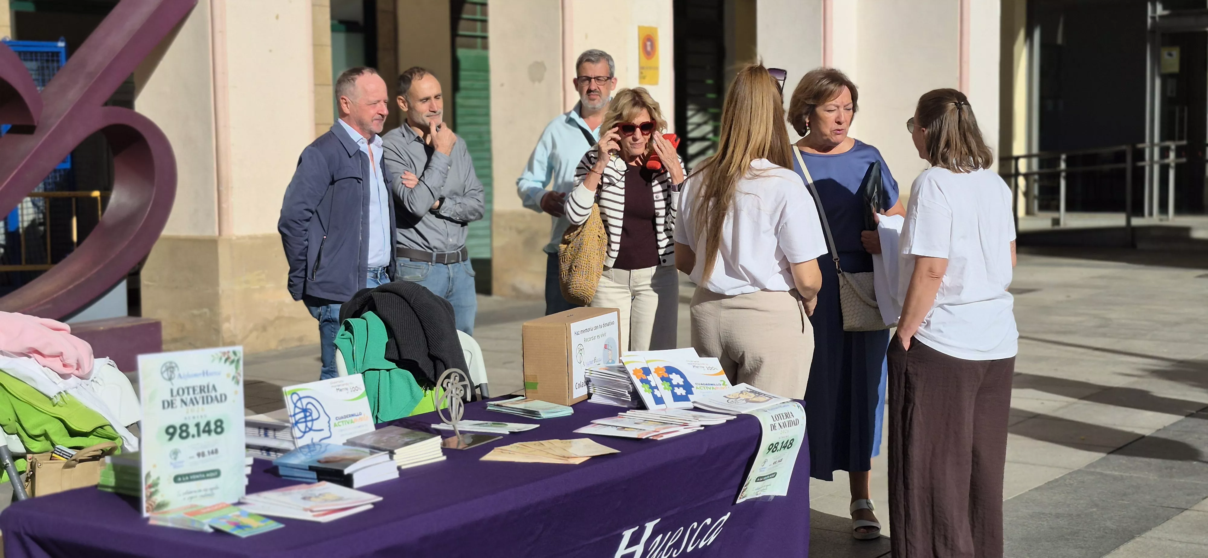 Conmemoración del Día del Alzhéimer en Huesca. Foto Myriam Martínez