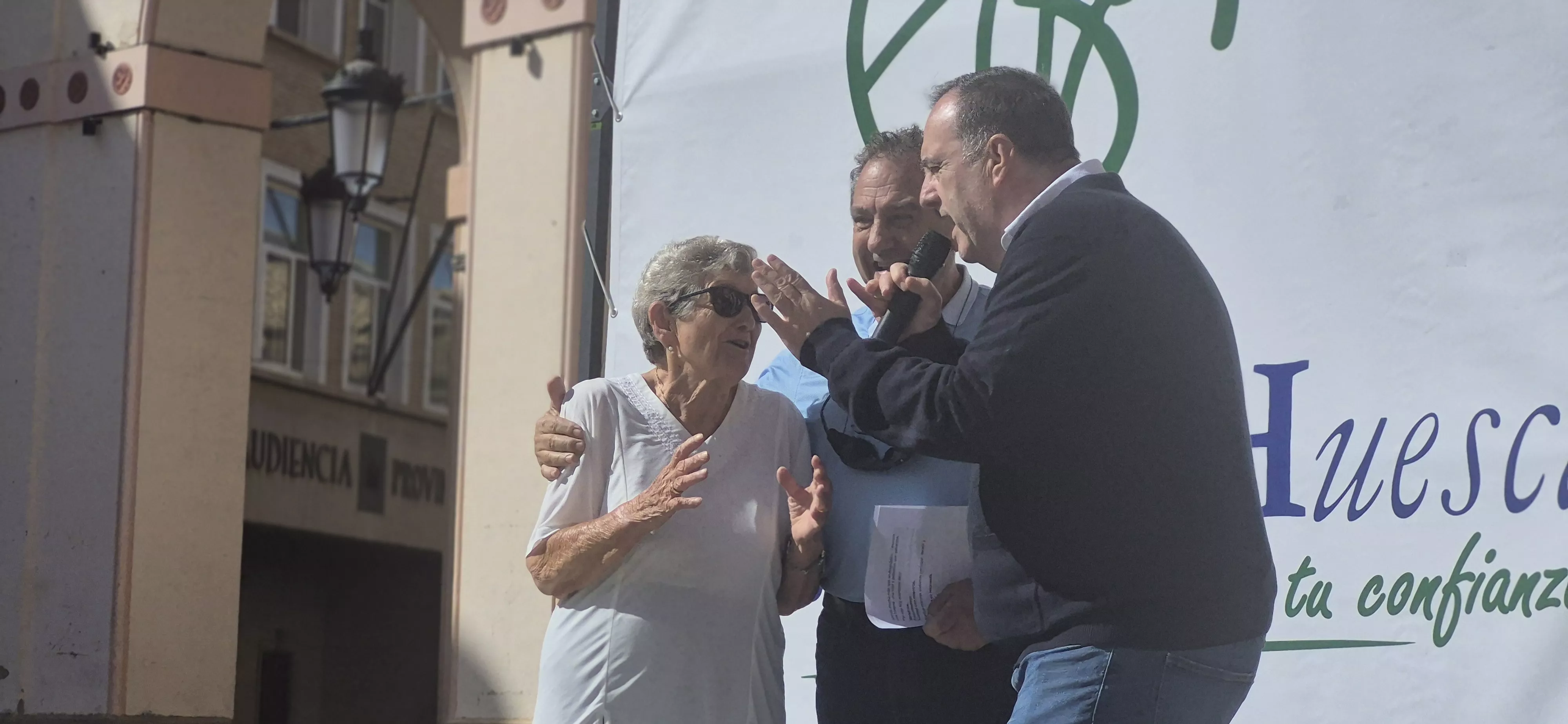 Conmemoración del Día del Alzhéimer en Huesca. Foto Myriam Martínez