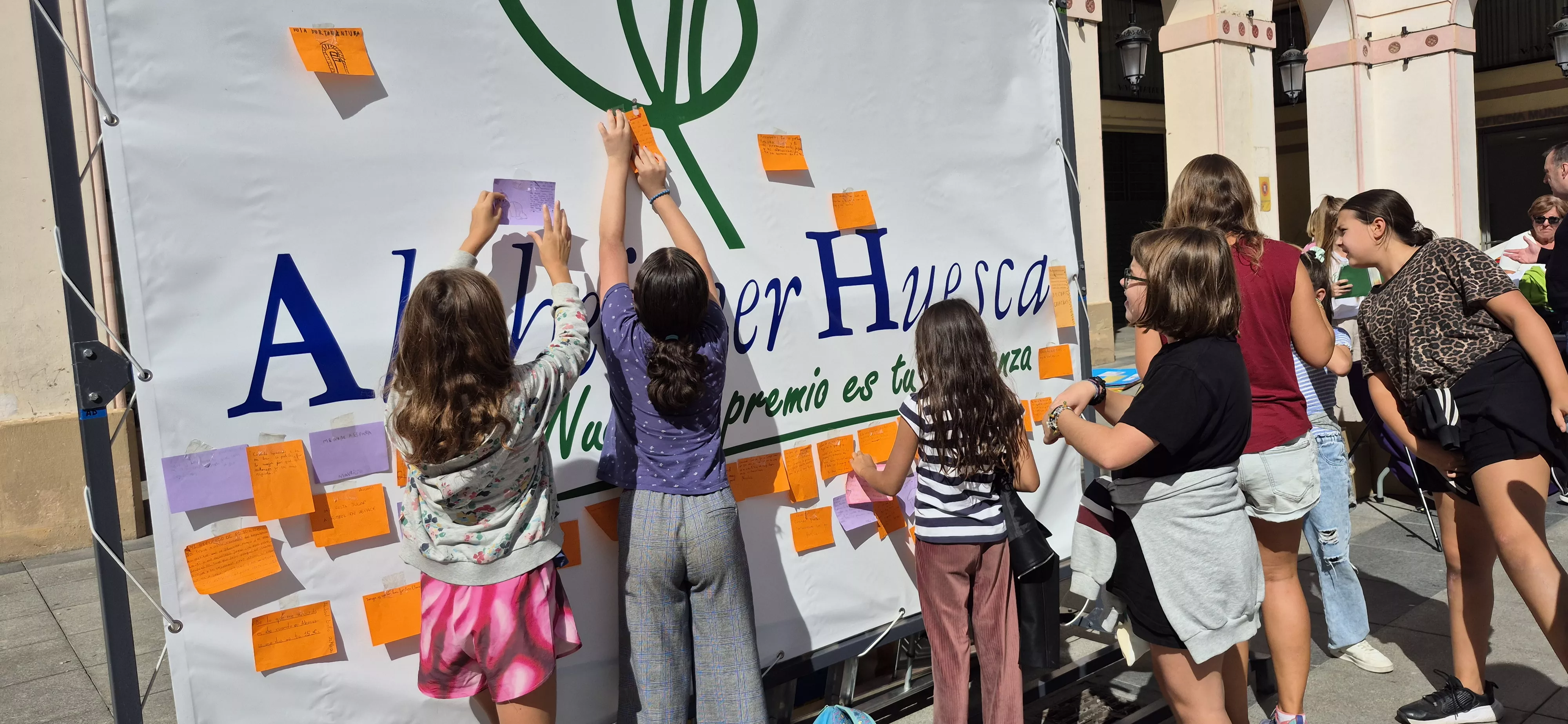 Conmemoración del Día del Alzhéimer en Huesca. Foto Myriam Martínez