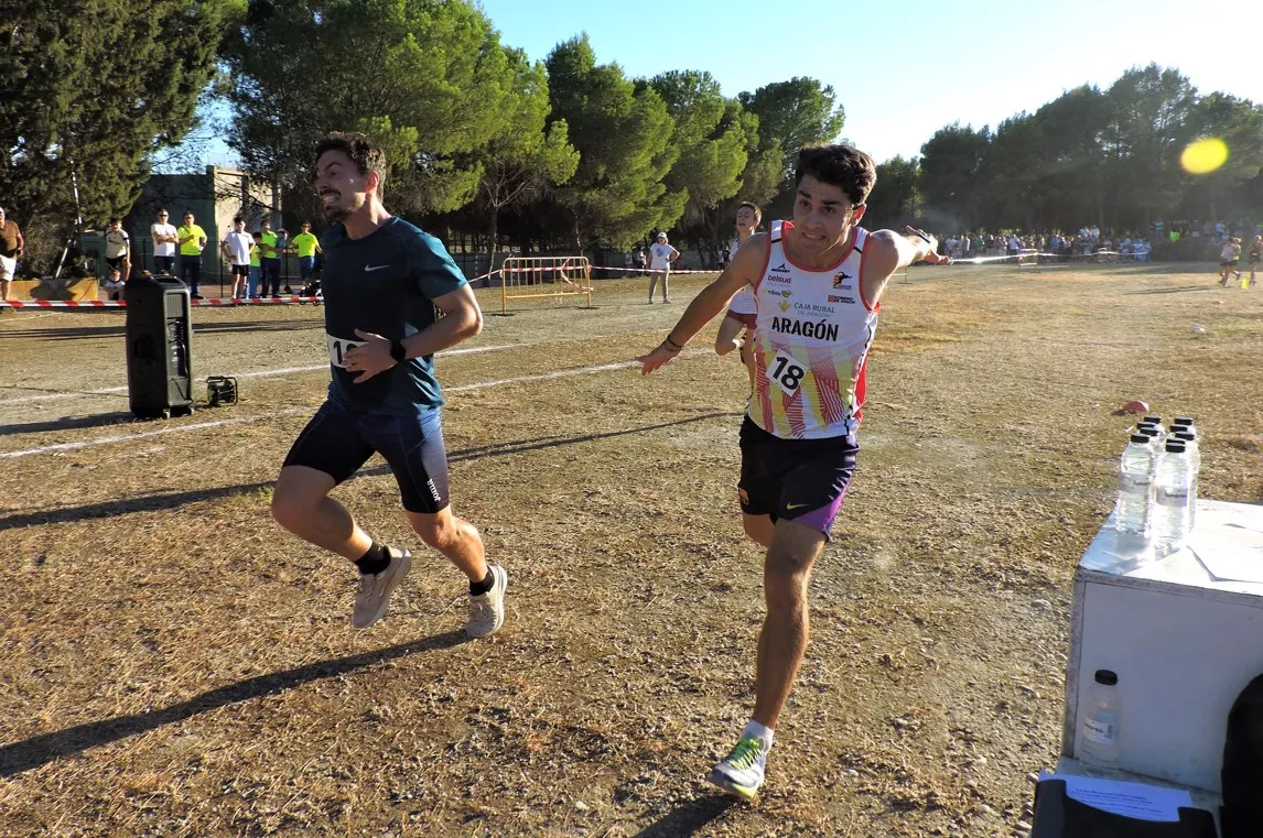 Prima entre Daniel Fuentes y Pablo Zárate