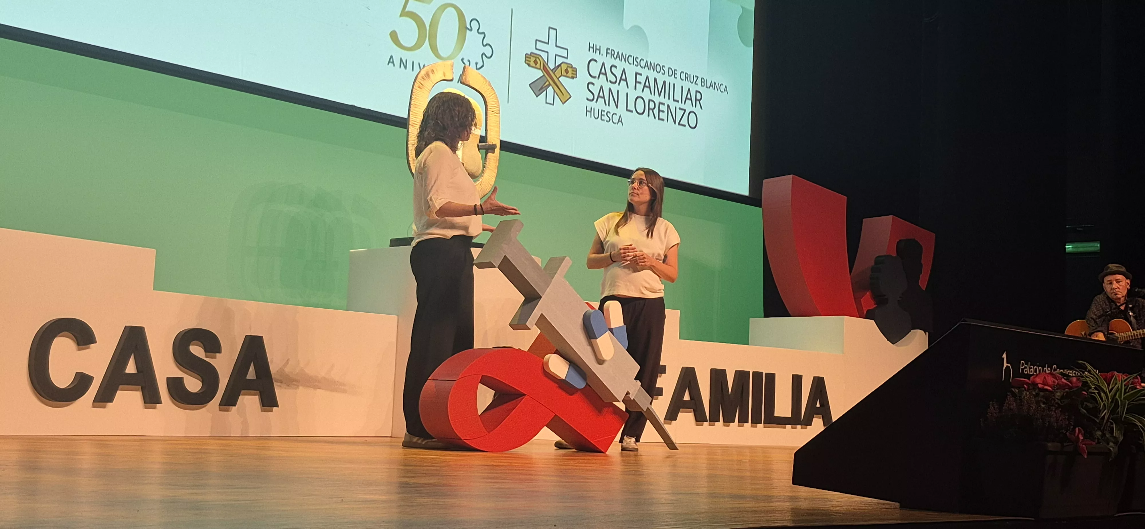 Celebración de los 50 años de Cruz Blanca en Huesca. Foto Myriam Martínez 