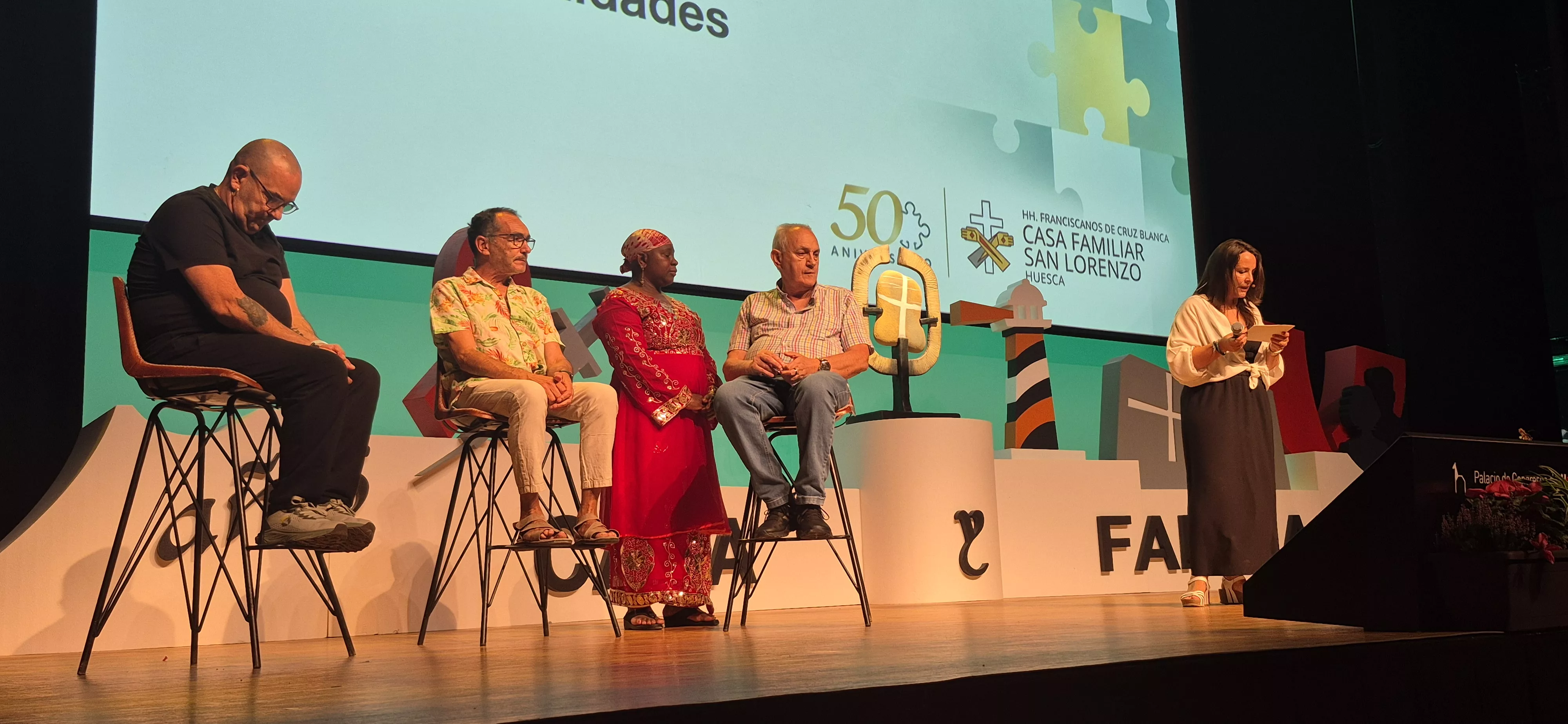 Celebración de los 50 años de Cruz Blanca en Huesca. Foto Myriam Martínez 