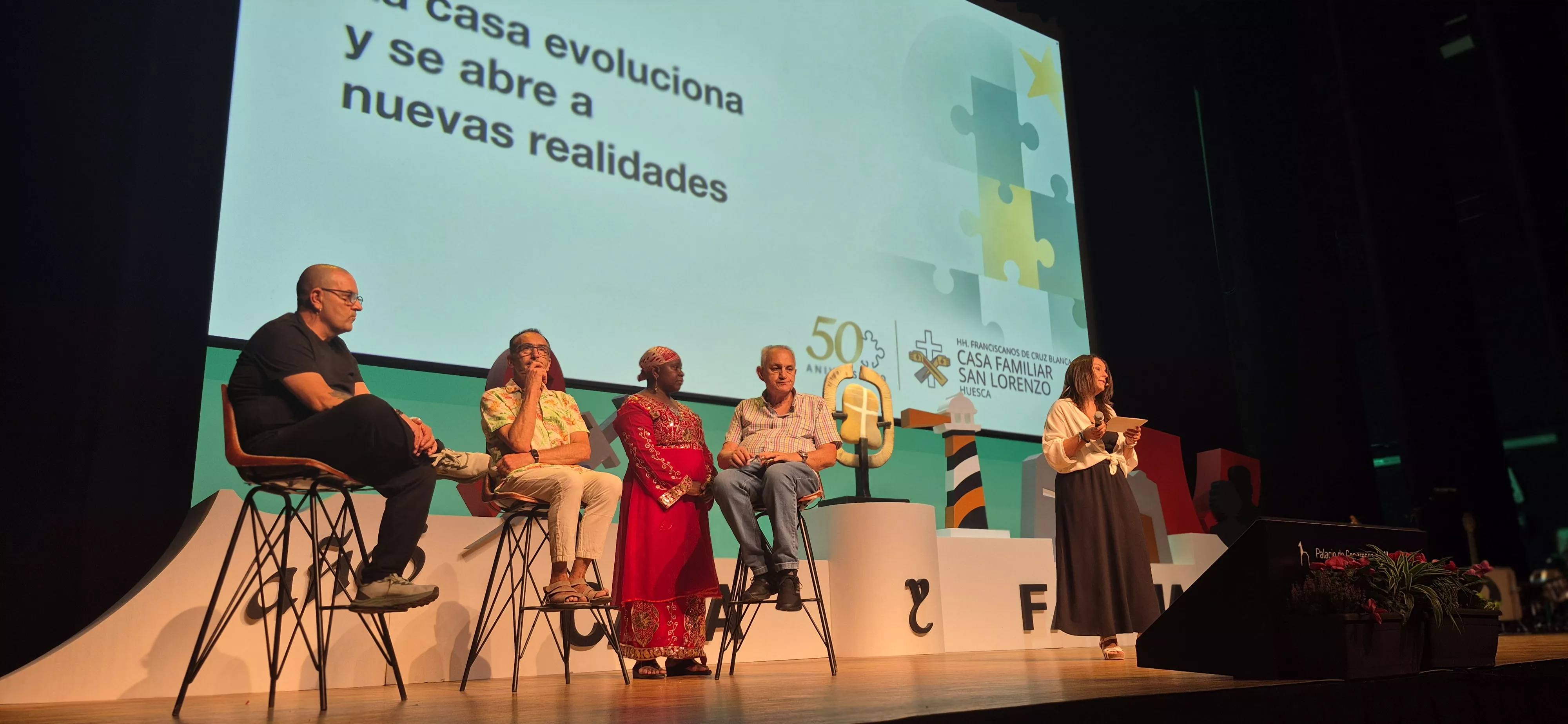 Celebración de los 50 años de Cruz Blanca en Huesca. Foto Myriam Martínez 