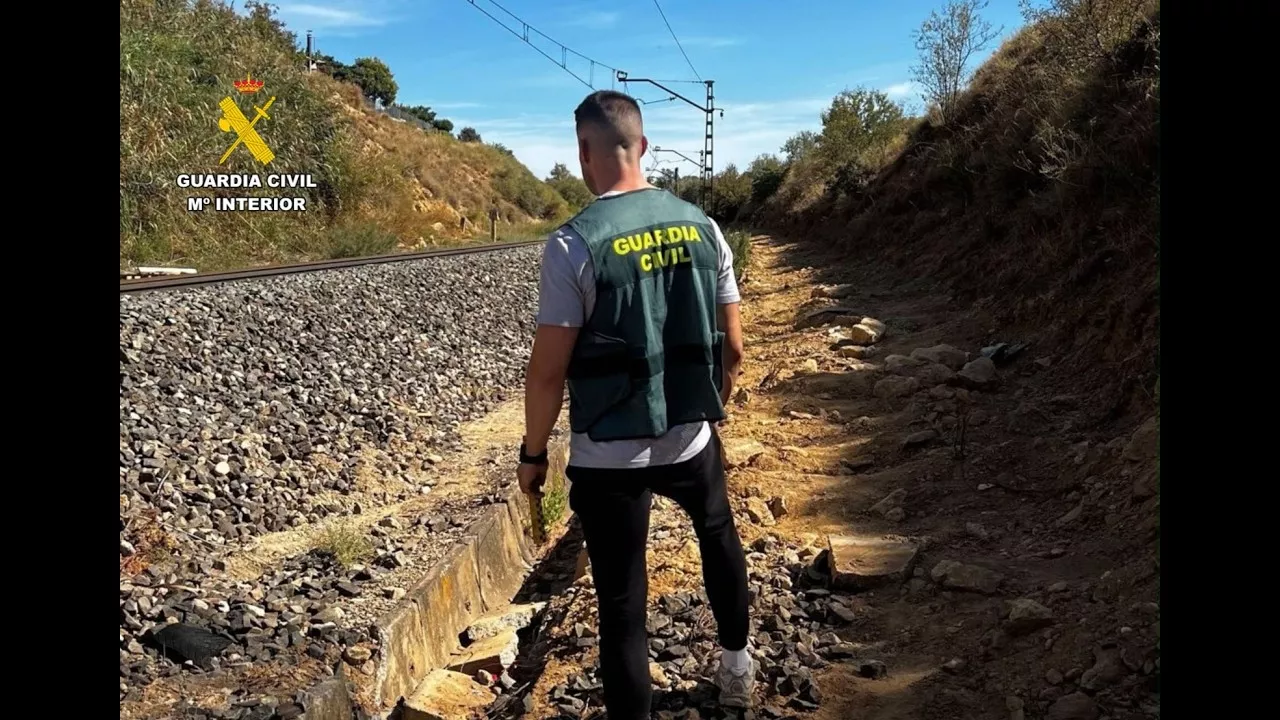 La Guardia Civil detiene a un grupo criminal que sustrajo cobre en la vía ferroviaria