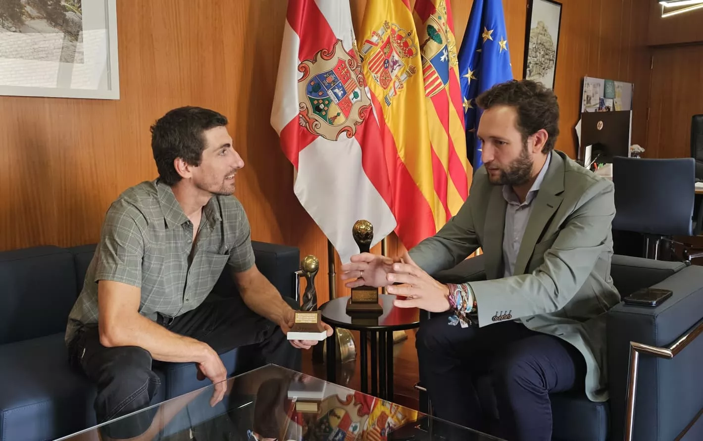 Rubén Sanmartín junto a Isaac Claver este miércoles. Foto: DPH