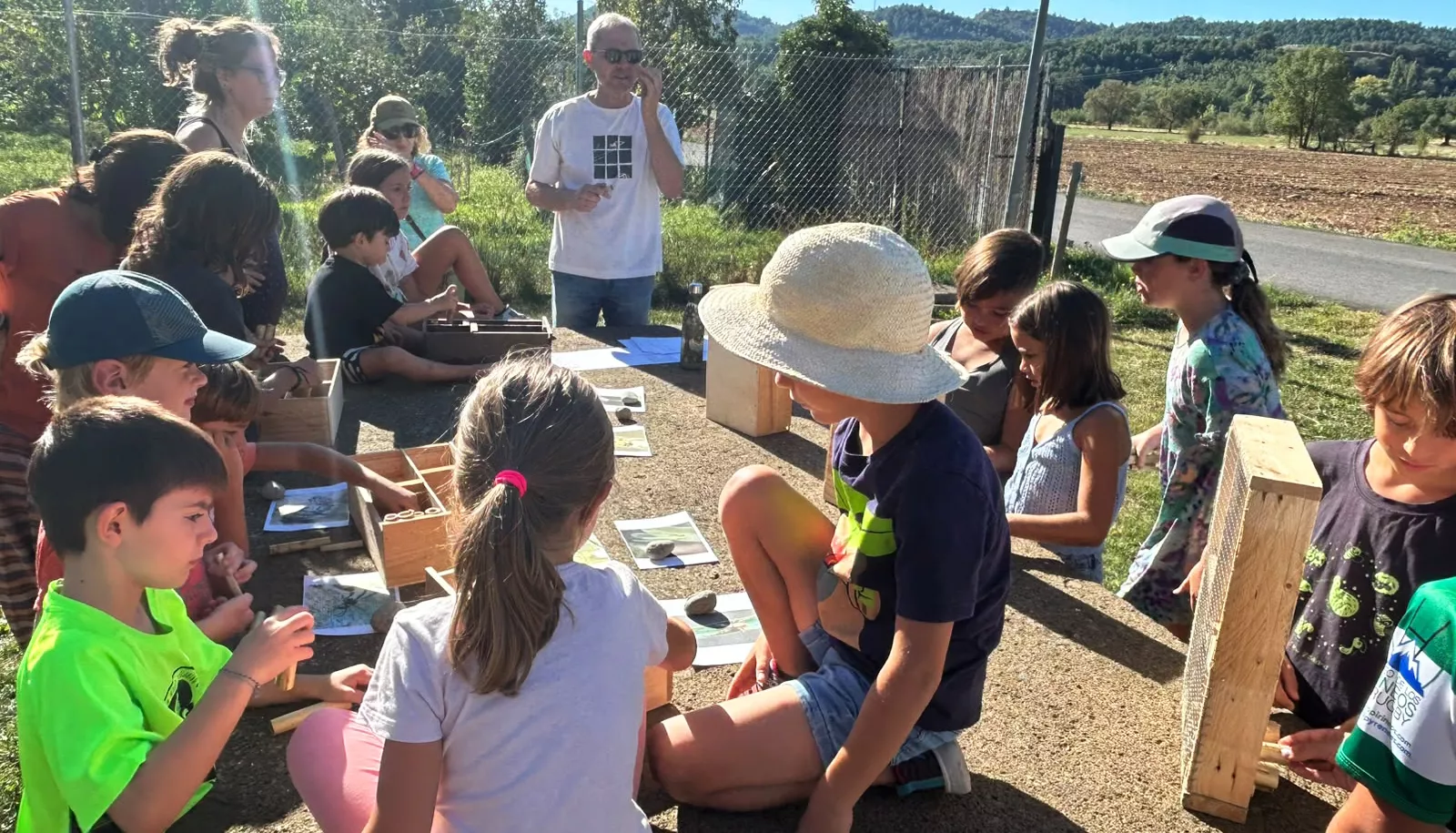 El Club de Montaña Nabaín reunió a adultos y niños en Boltaña y Margudgued.  