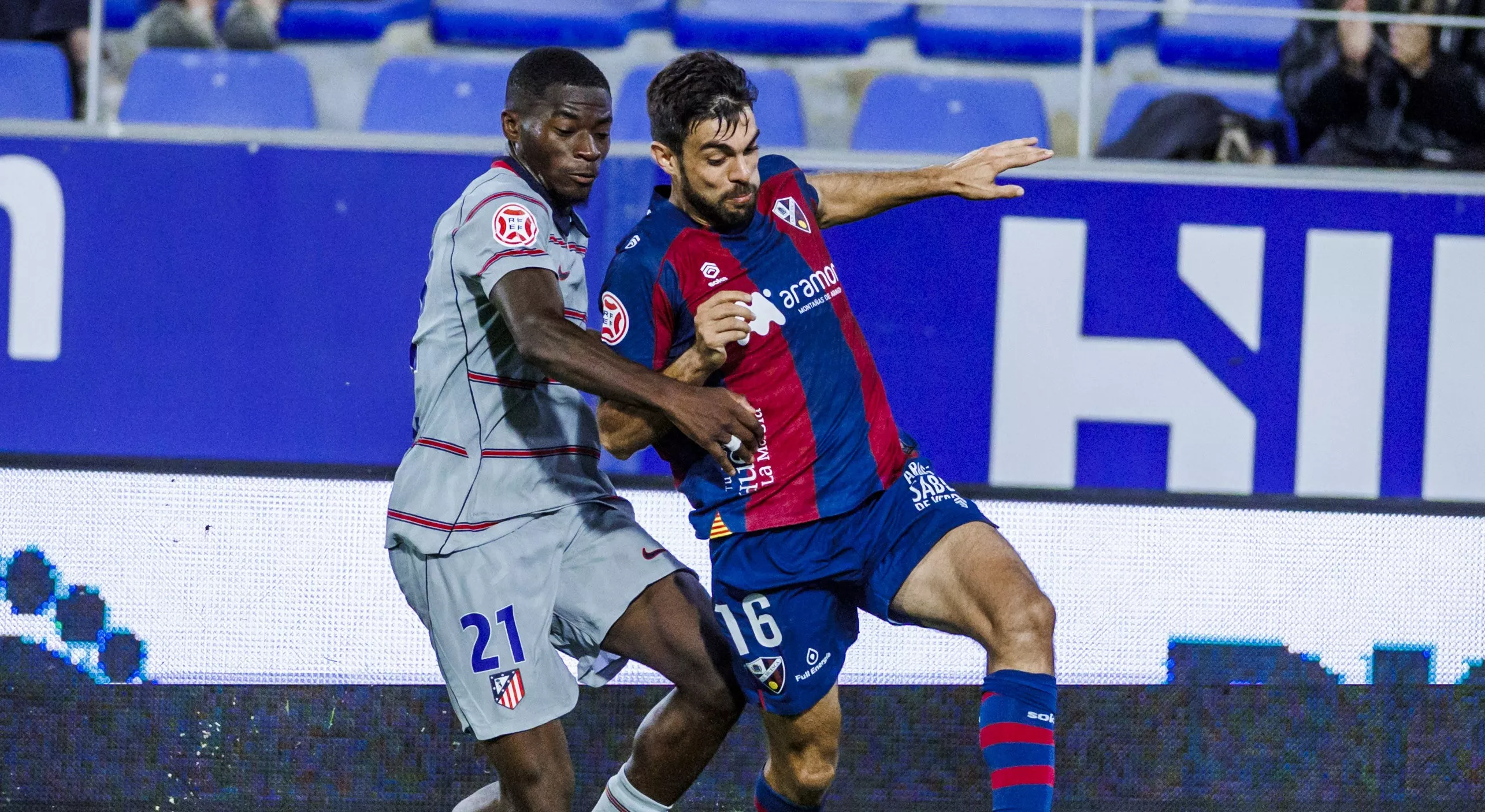 Salva Ruiz, jugador del Huesca. Foto: SD Huesca