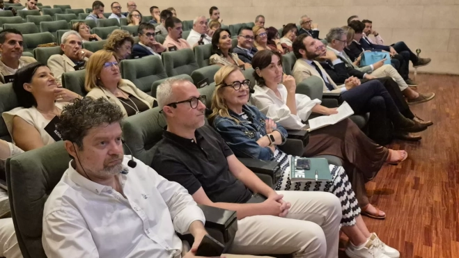 Jornada en la Diputación de Huesca, para presentar el informe del CESA. Foto Myriam Martínez
