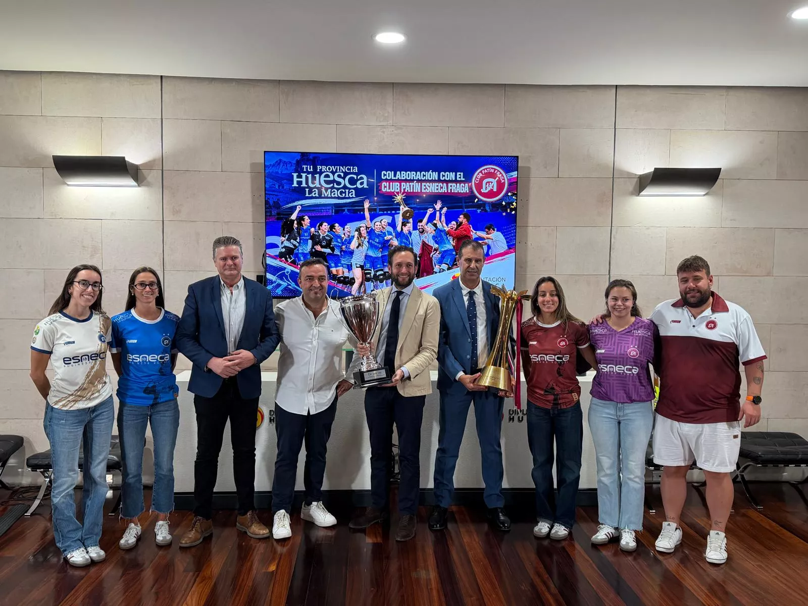 Esneca Fraga no olvida su "perfil humilde" pero promete traer más títulos a la provincia. Foto: Adri Mora