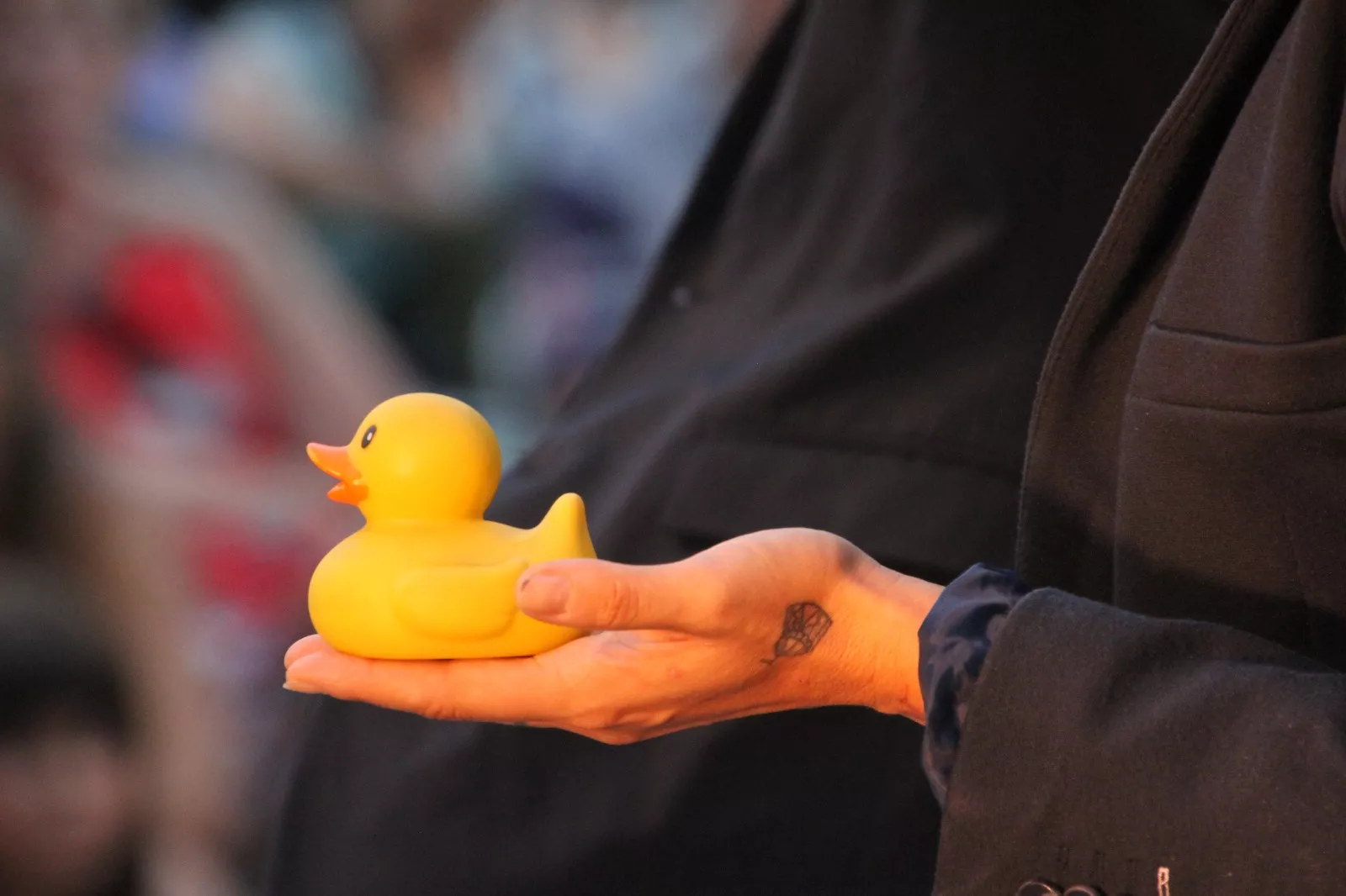 Cíe Le Polpesse en la Plaza López Allué de Huesca. Foto Carlos Neofato