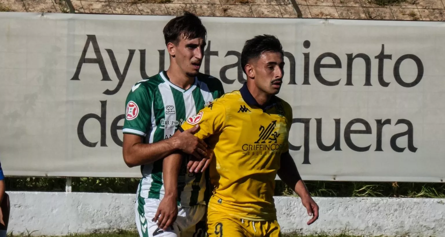 Raúl Alarcón, jugador del Antequera, pasó por la estructura del Huesca. Ya hay horario para el Huesca-Antequera. Foto: Antequera CF