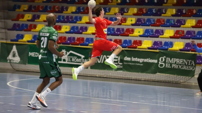 Ian Moya en contragolpe