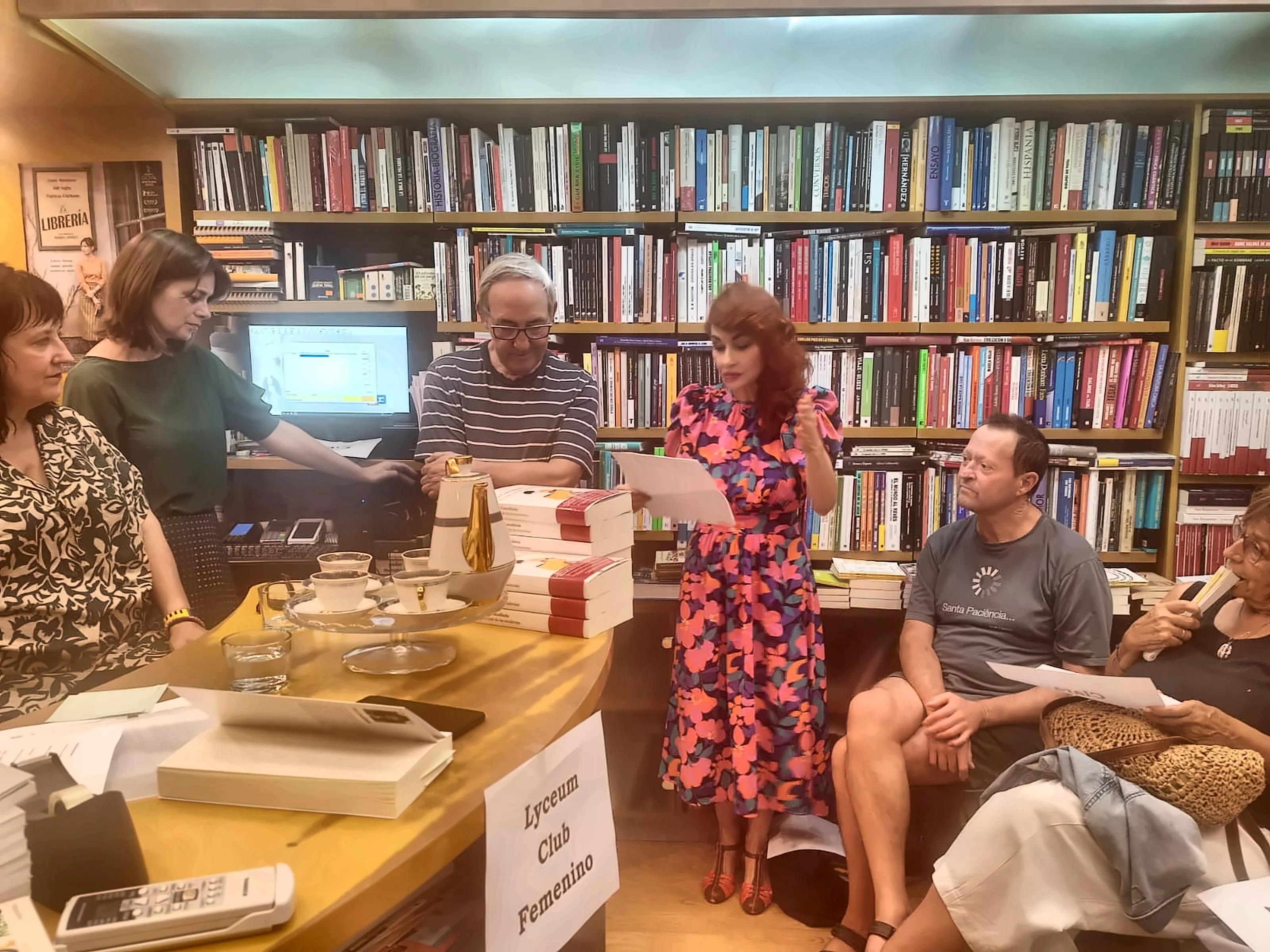 Presentación del Club de las modernas de Eva Cosculluela. 