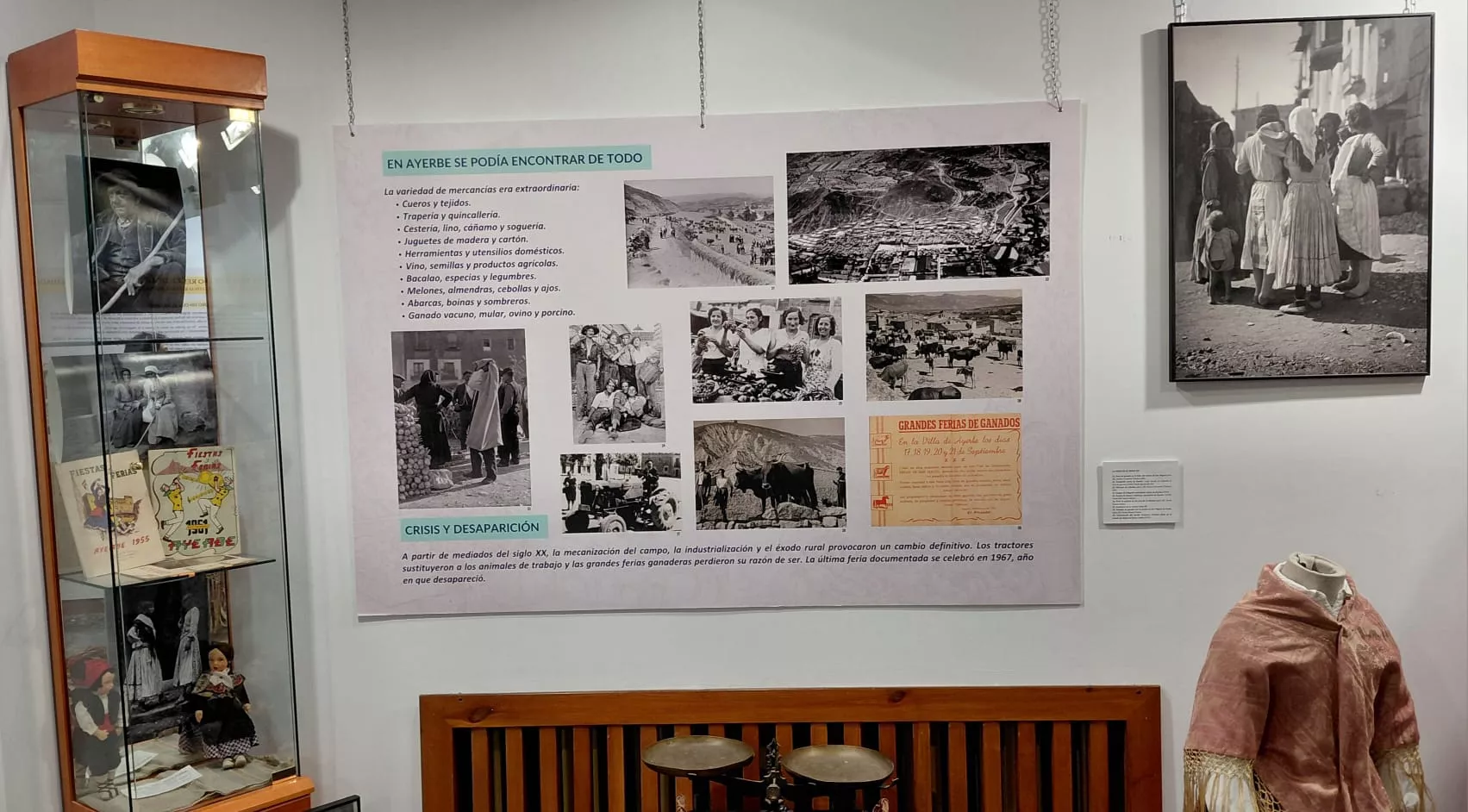 Inauguración de la exposición ‘Historia de las ferias de Ayerbe’.