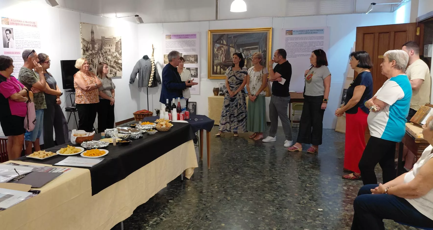 Inauguración de la exposición ‘Historia de las ferias de Ayerbe’.